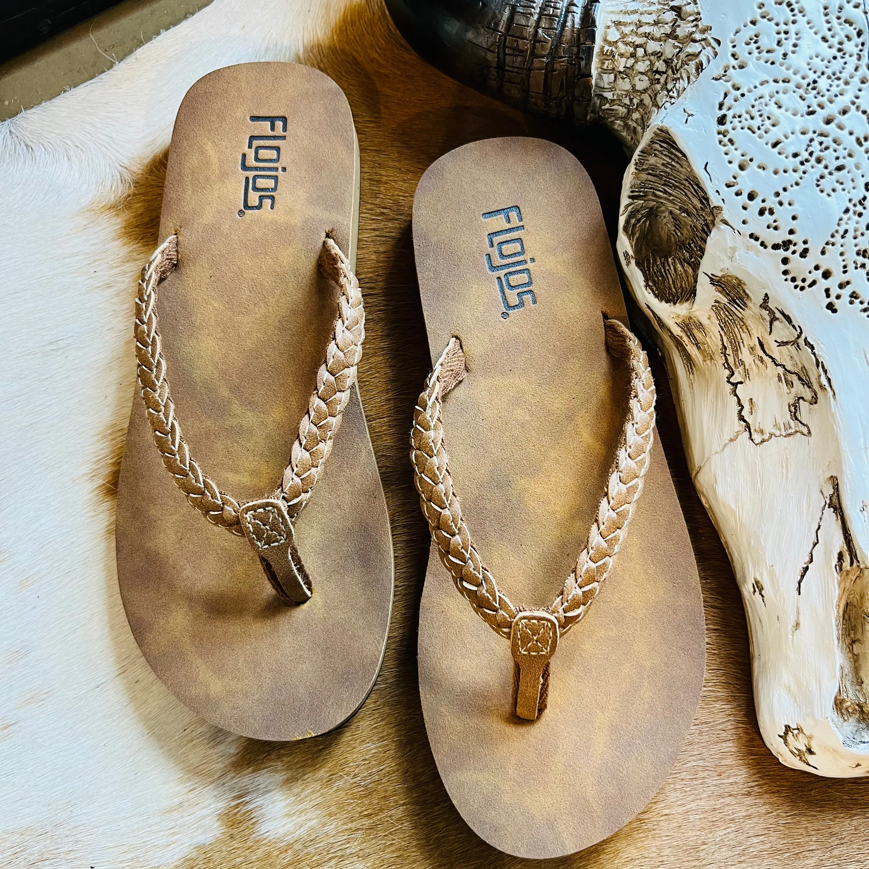 171 SKY ~ TAN FLOJOS Super Cheap Flip Flops