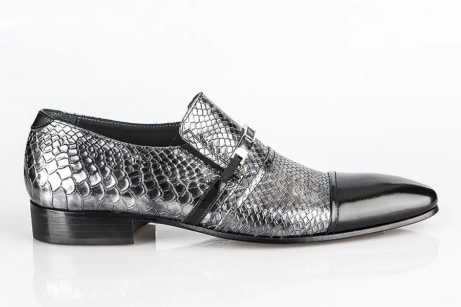 6105 Rina's Couture Shoes / Black-Silver Loafers Thursday Boots