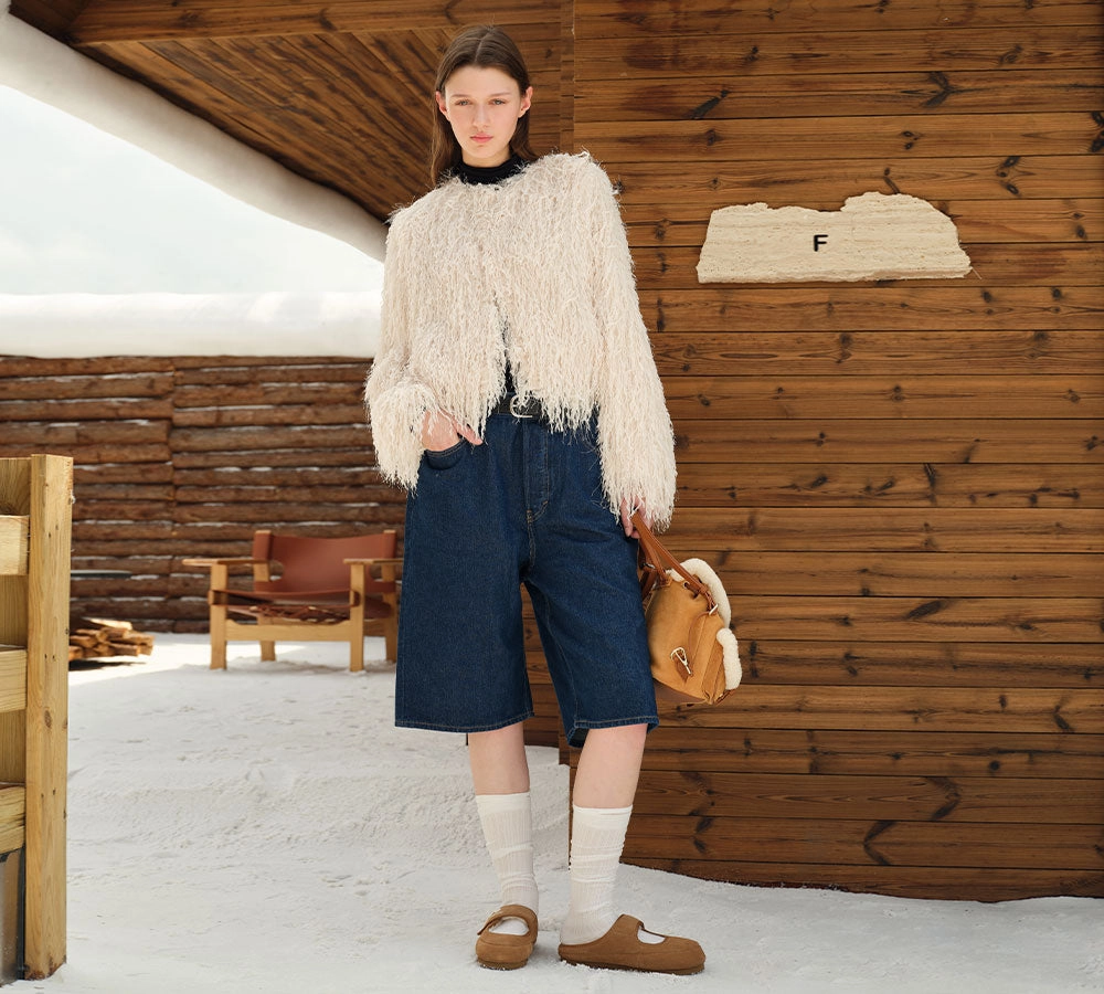 AUSTRALIAN SHEPHERD UGG Slippers Sheepskin Wool Adjustable Strap Mary Jane Velly Johnny Was Pool Slides