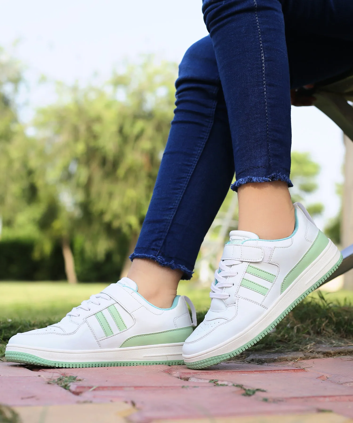 Bacca Bucci PHOENIX Low-Top Fashion Women's Sneakers with Hook & Loop Closure Non Tie Sneakers