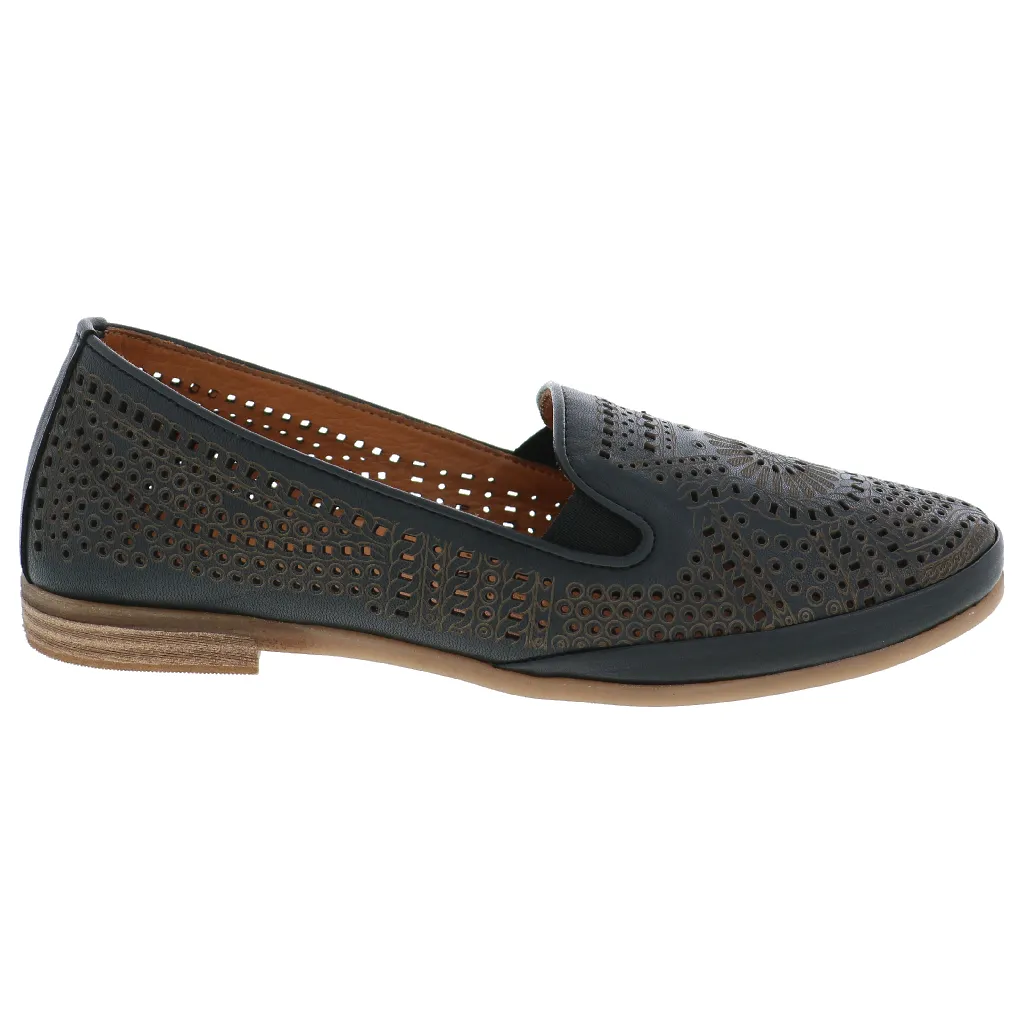 BIZA SAWYER Gold Glitter Shoes Flats