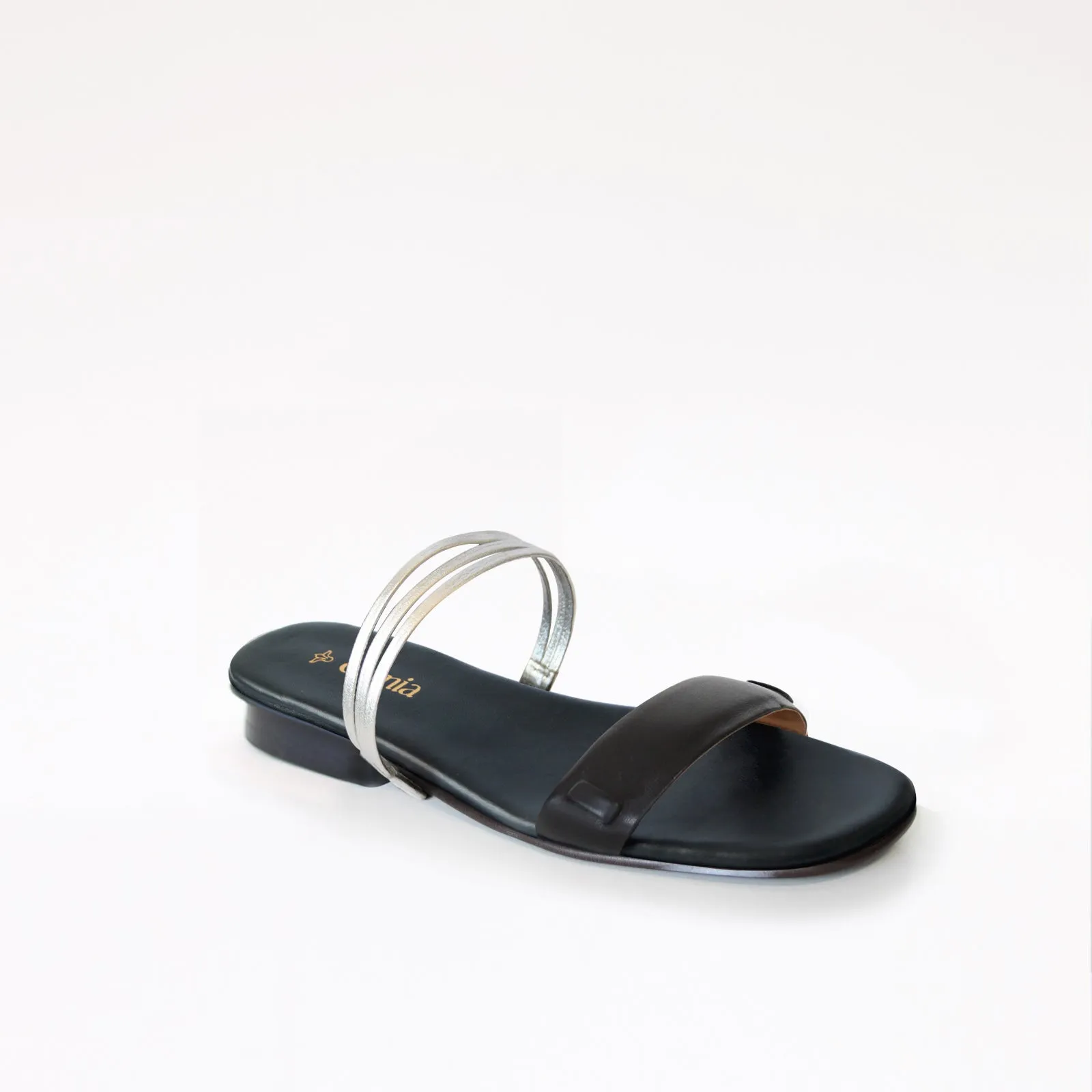 Black Swap Sandal Silver Triple Feet And Running Shoes
