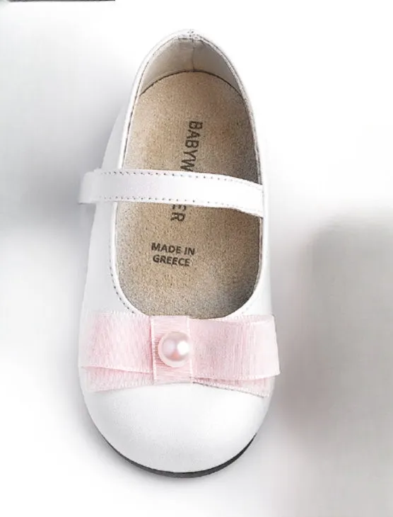 Size 9 Flat Shoes White Leather Flat