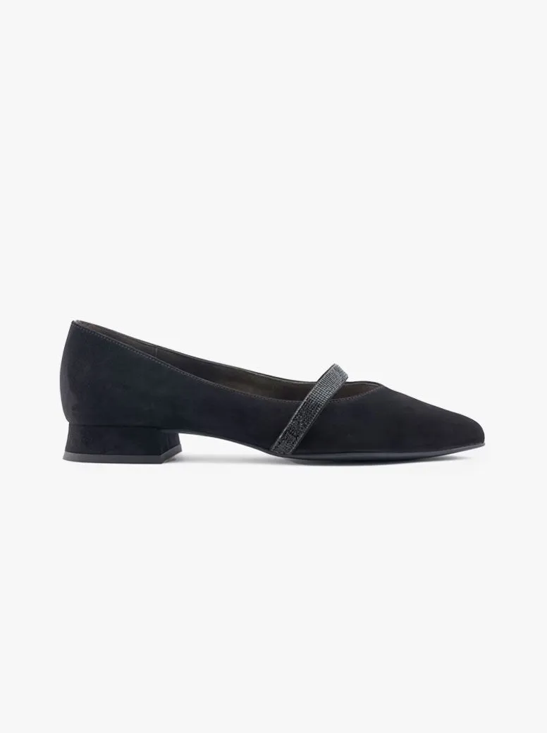 Loafers With Linen Pants Dawn black suede