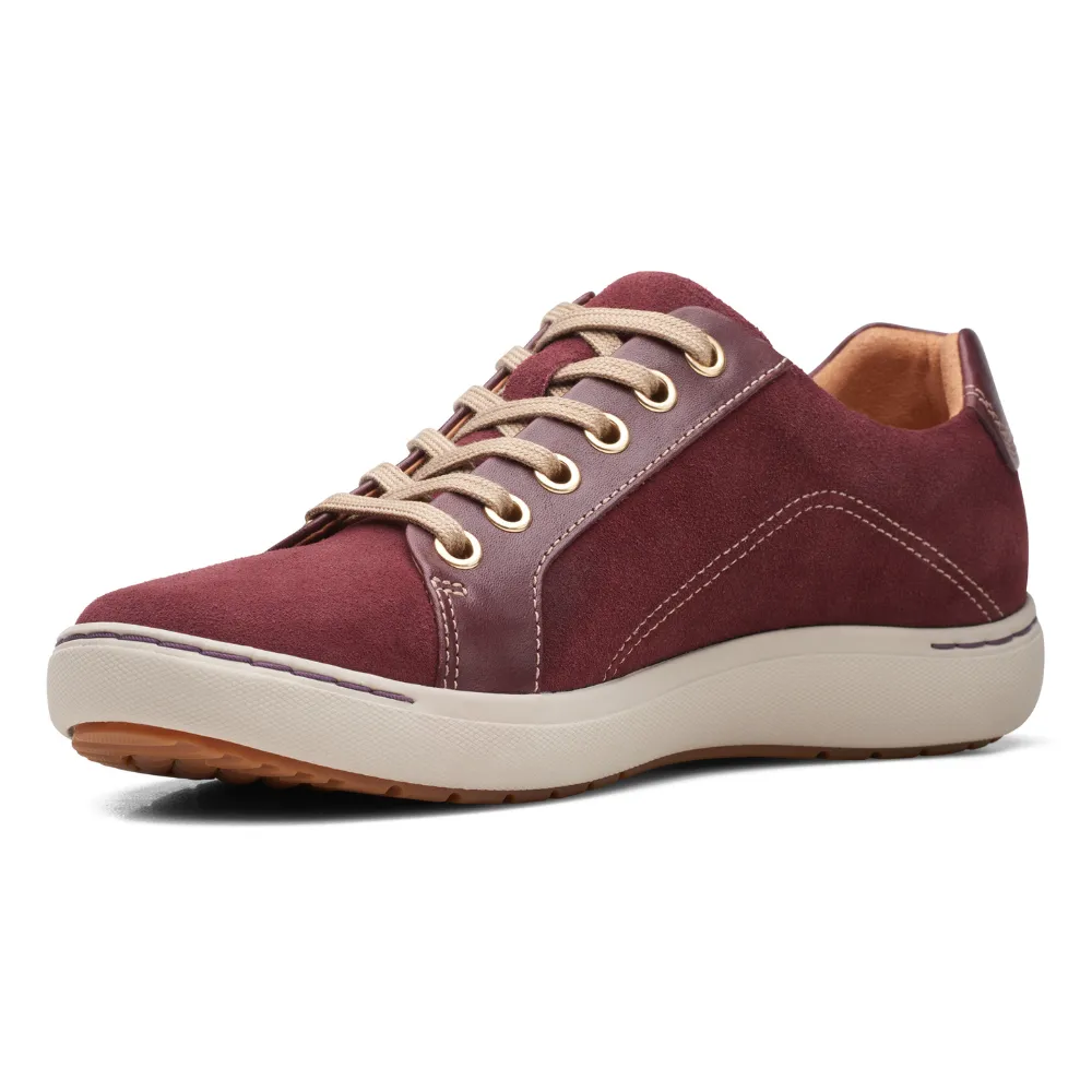 Glycerin Gts 21 Supportive Running Shoe Clarks Nalle Lace Burgundy Suede Sneaker (Women's)