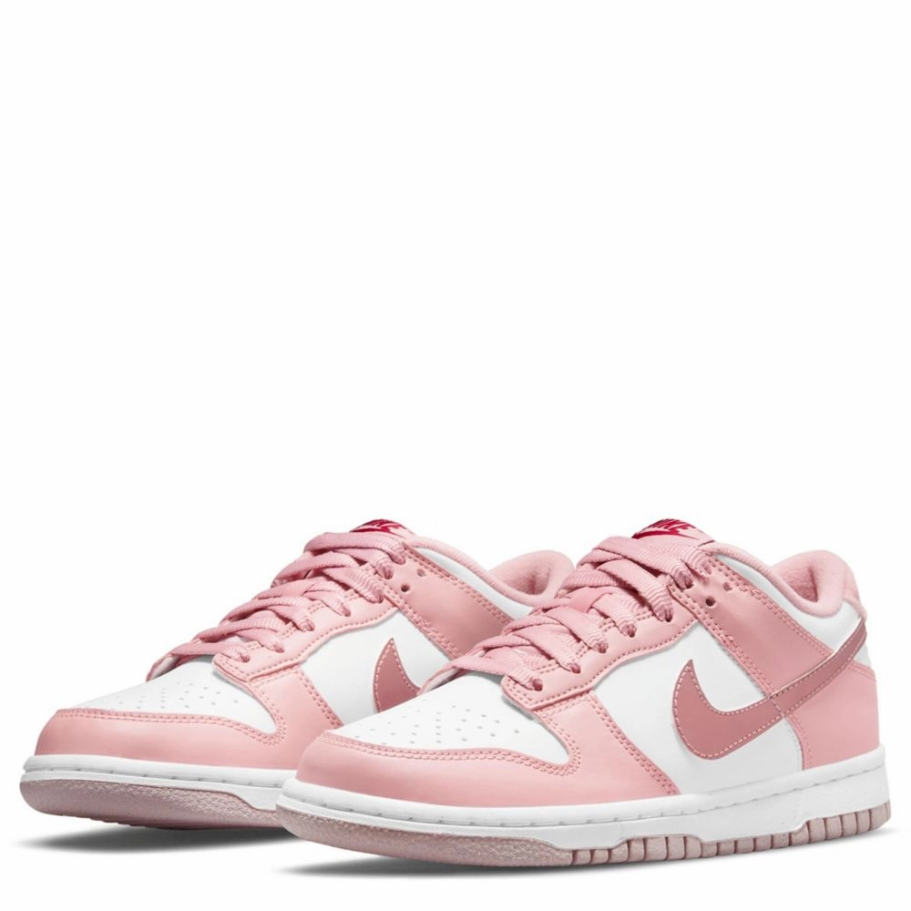 Wear Dress With Sneakers Dunk Low (Big Kid)