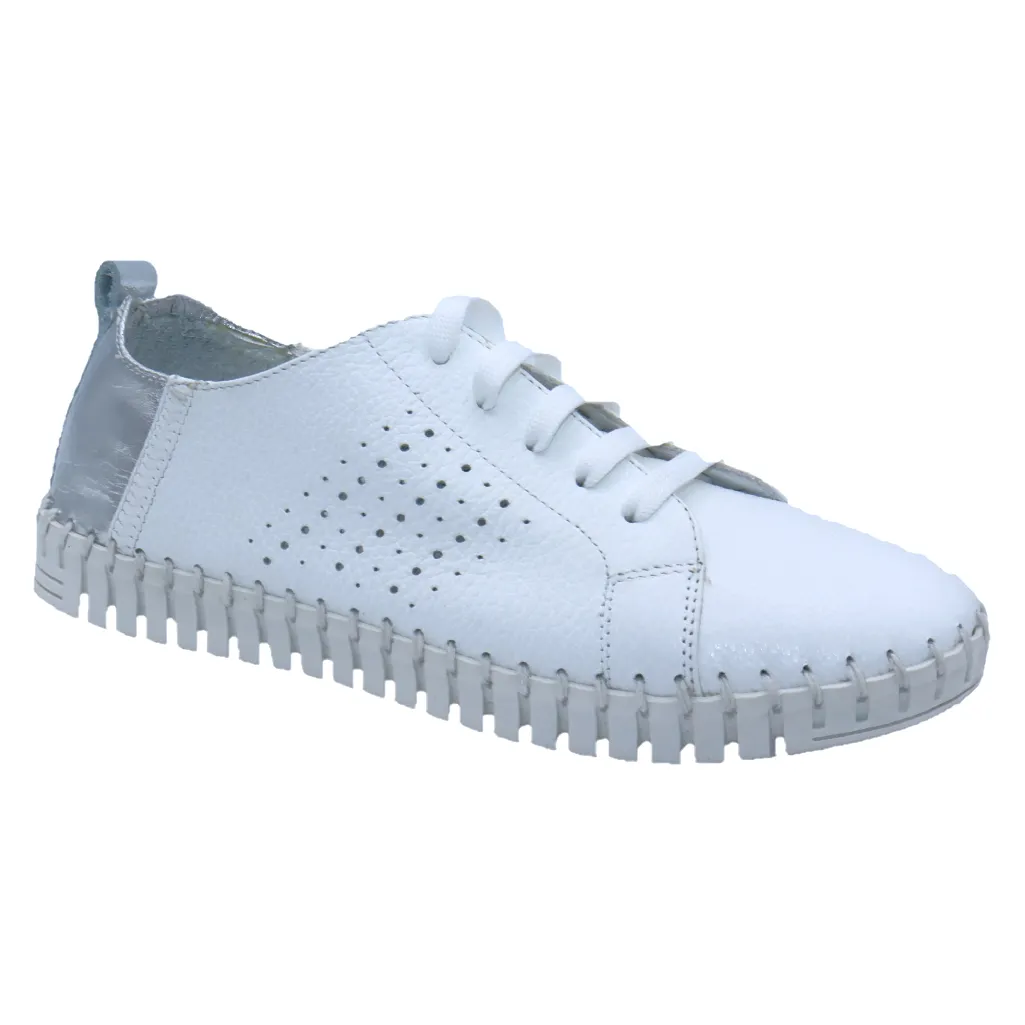 Flat Soccer Shoes ERIC MICHAEL BRANDIE