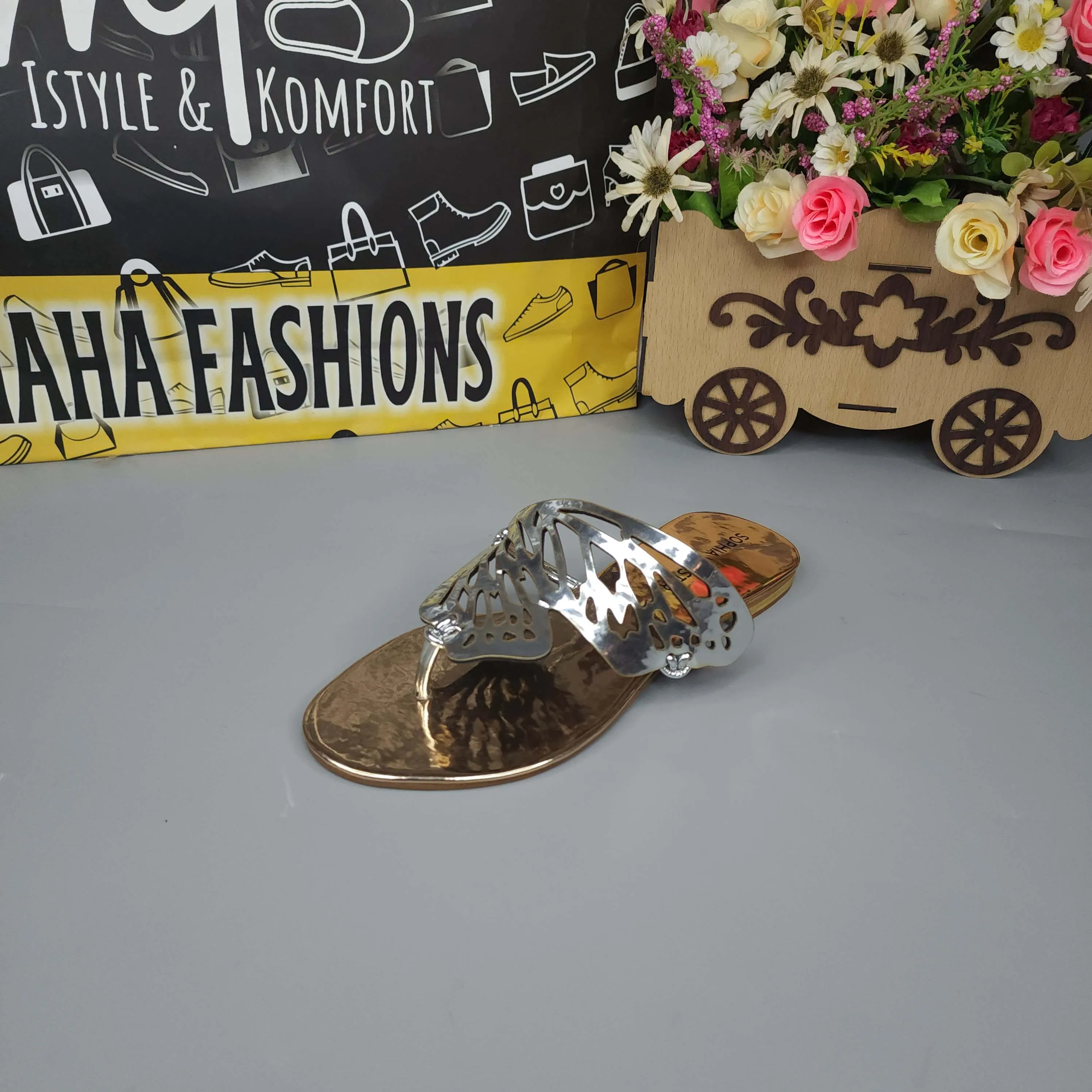 Peach Butterfly Slippers Bamboo Slides