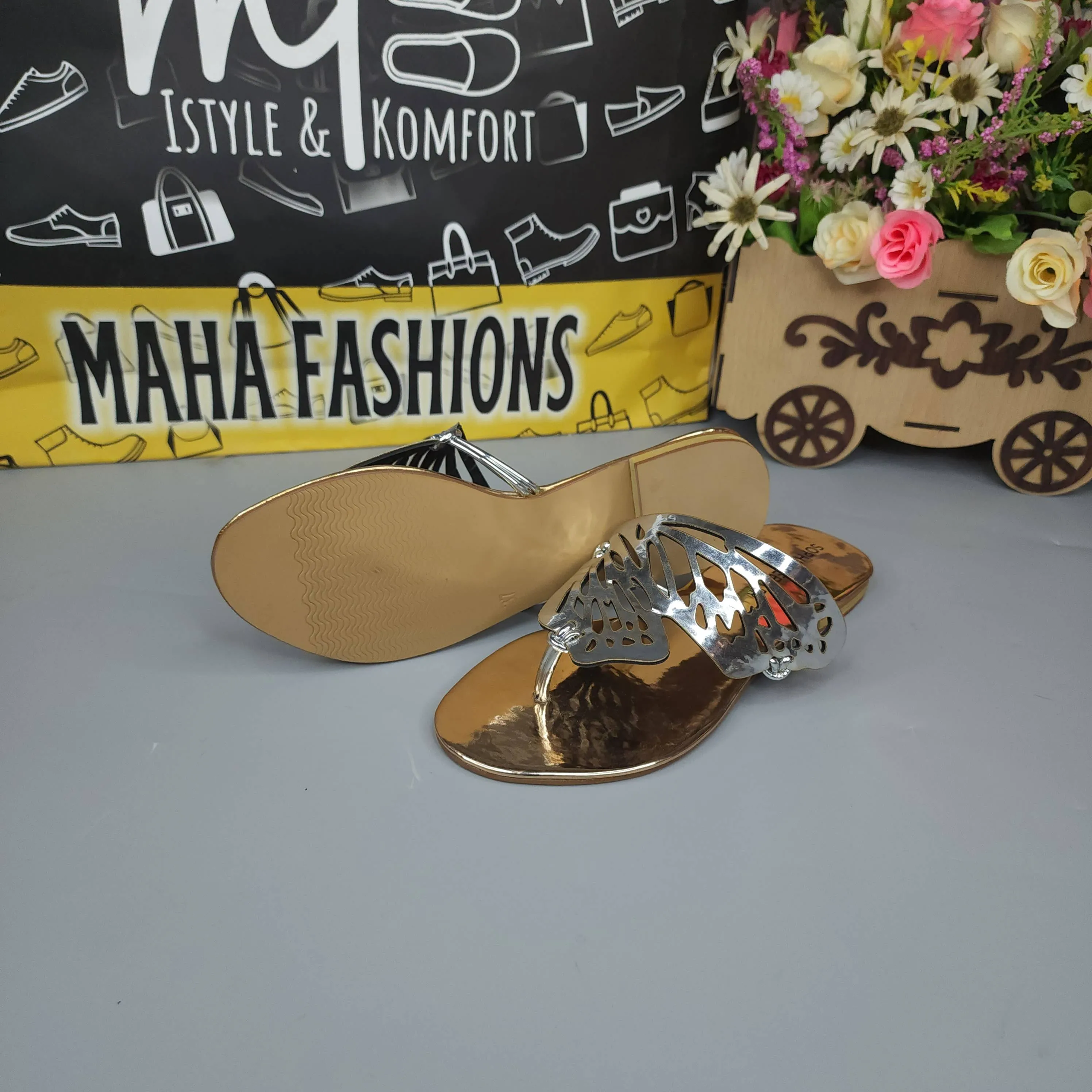 Peanuts Slippers Peach Butterfly Slippers