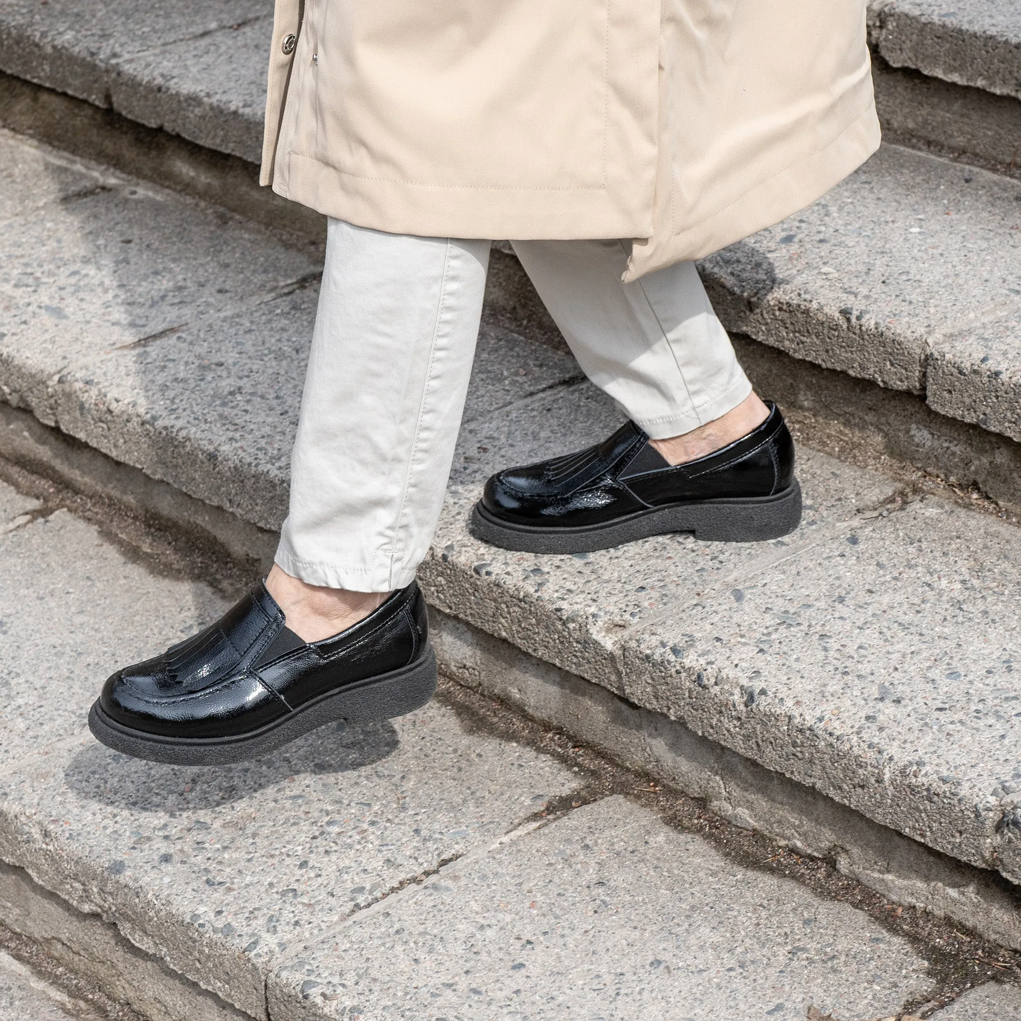 MATARA Womens tassel loafers Stretch Loafers