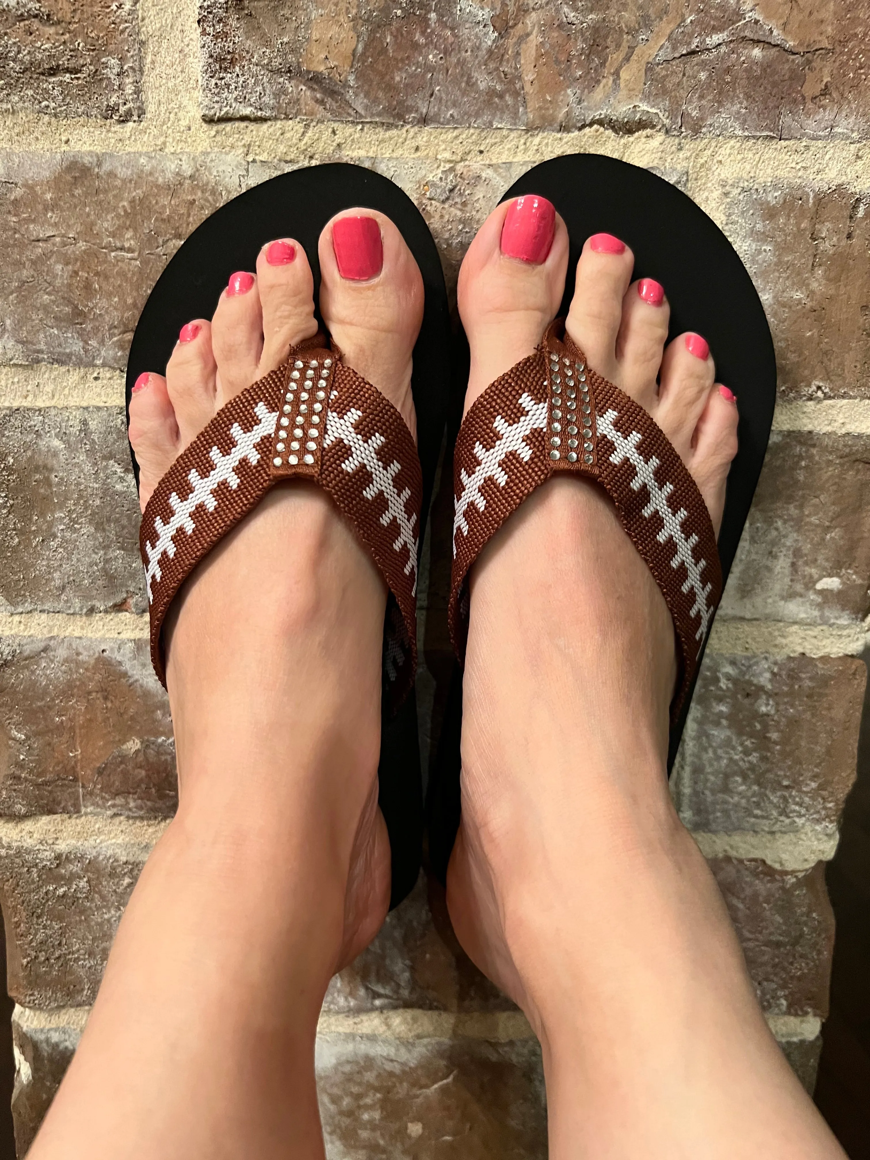 Alex Smith Flip Flops **DISCONTINUED**CLOSE OUT**Cocomo Soul FABRIC Stitch FOOTBALL Flip Flops Womens