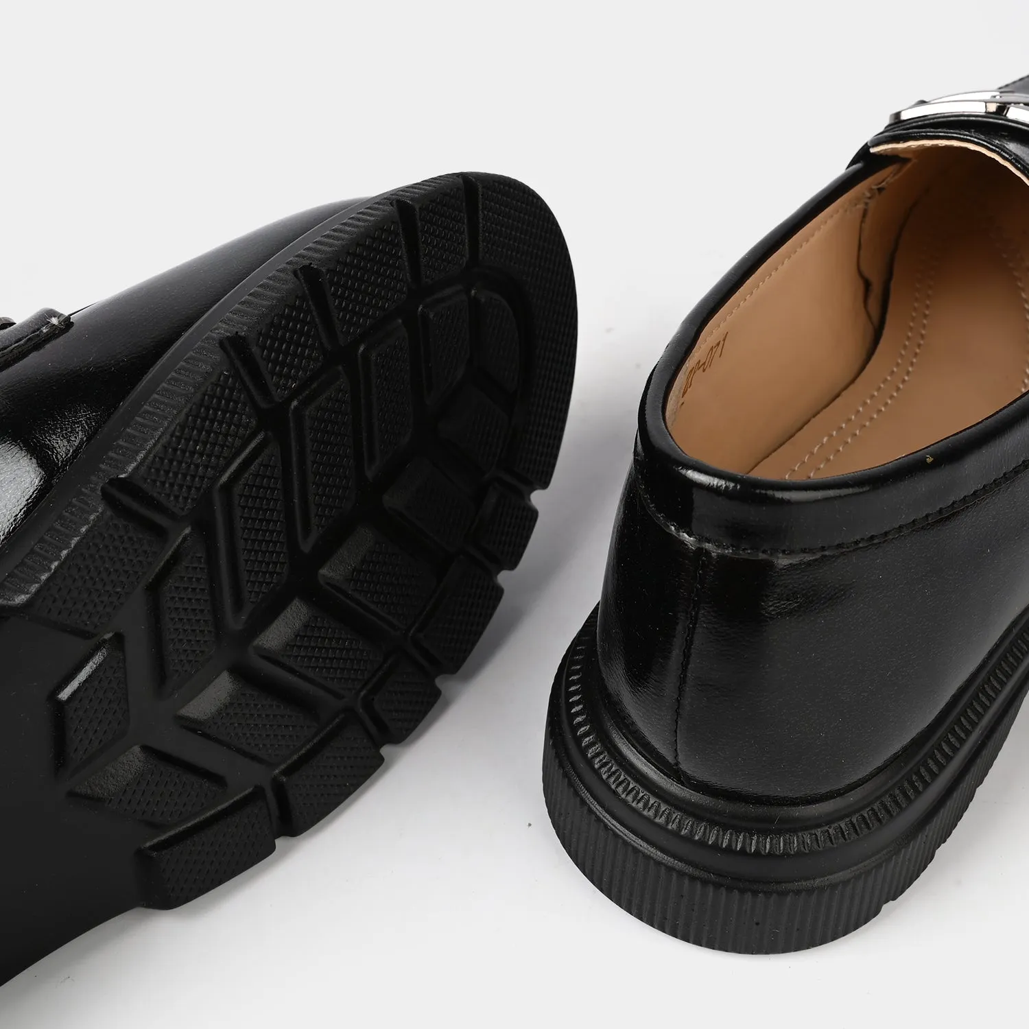 Wearing Loafers Girls Loafer ZP-071-BLACK