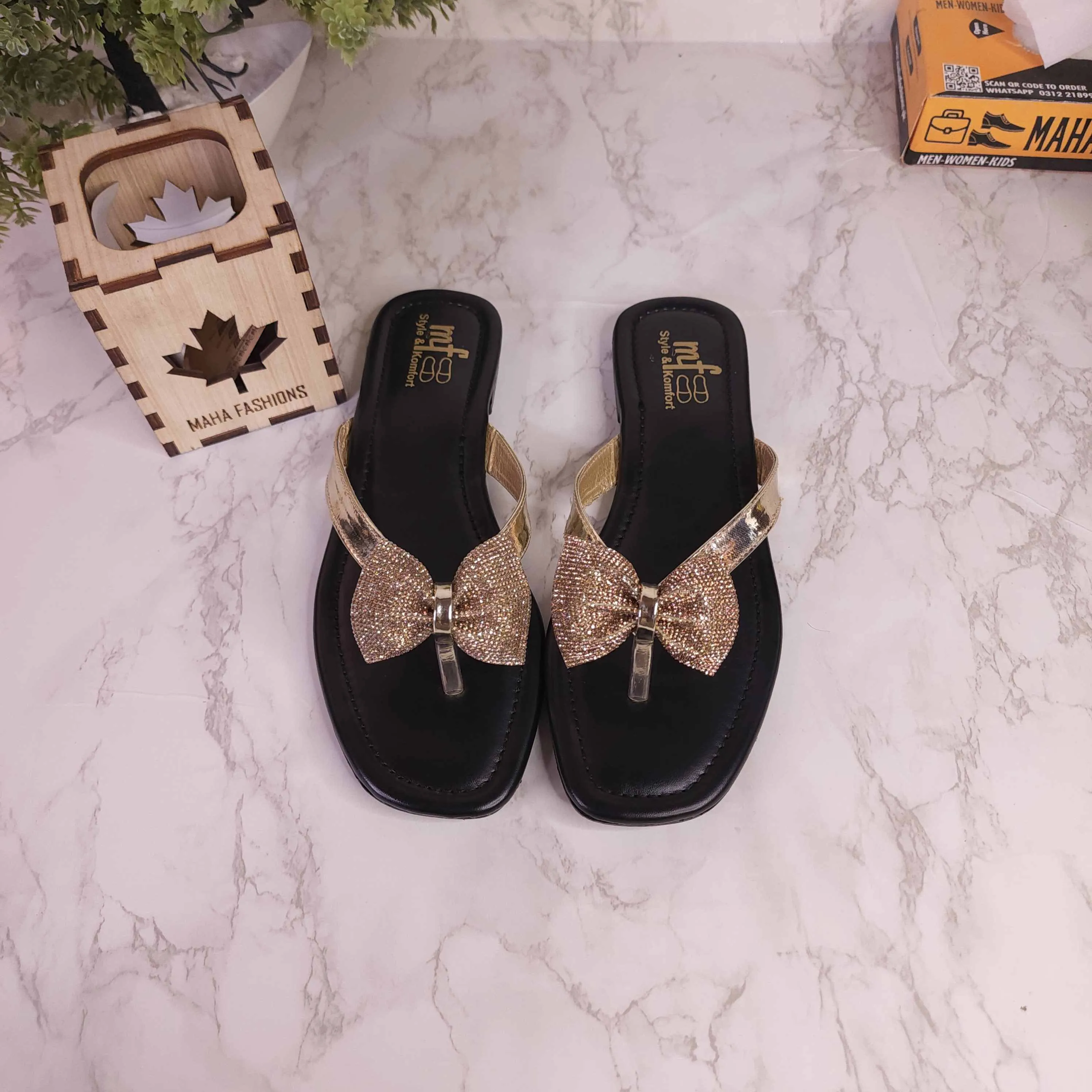 Ariat Boot Slippers Golden Bow Slippers