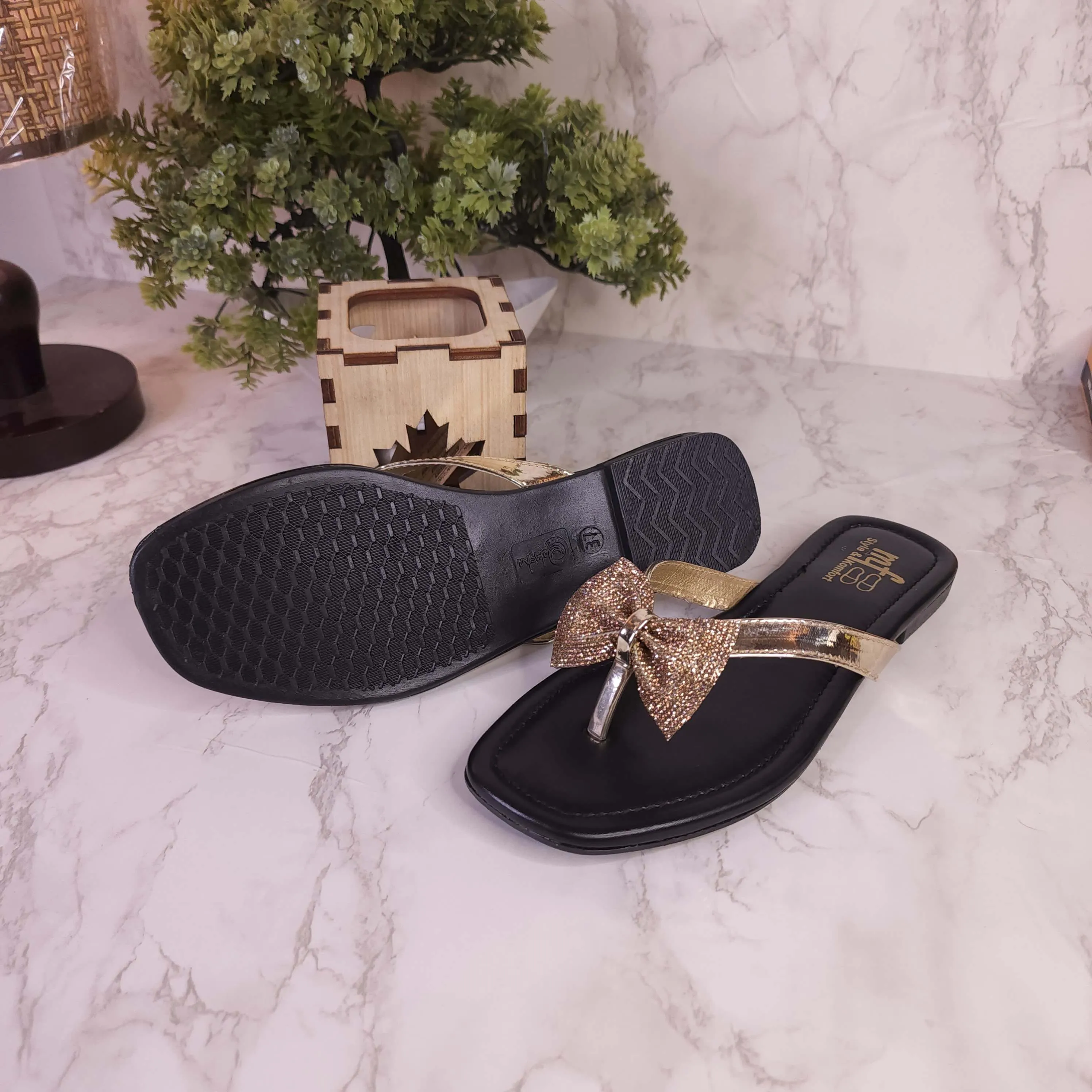 Golden Bow Slippers Chaco Slide