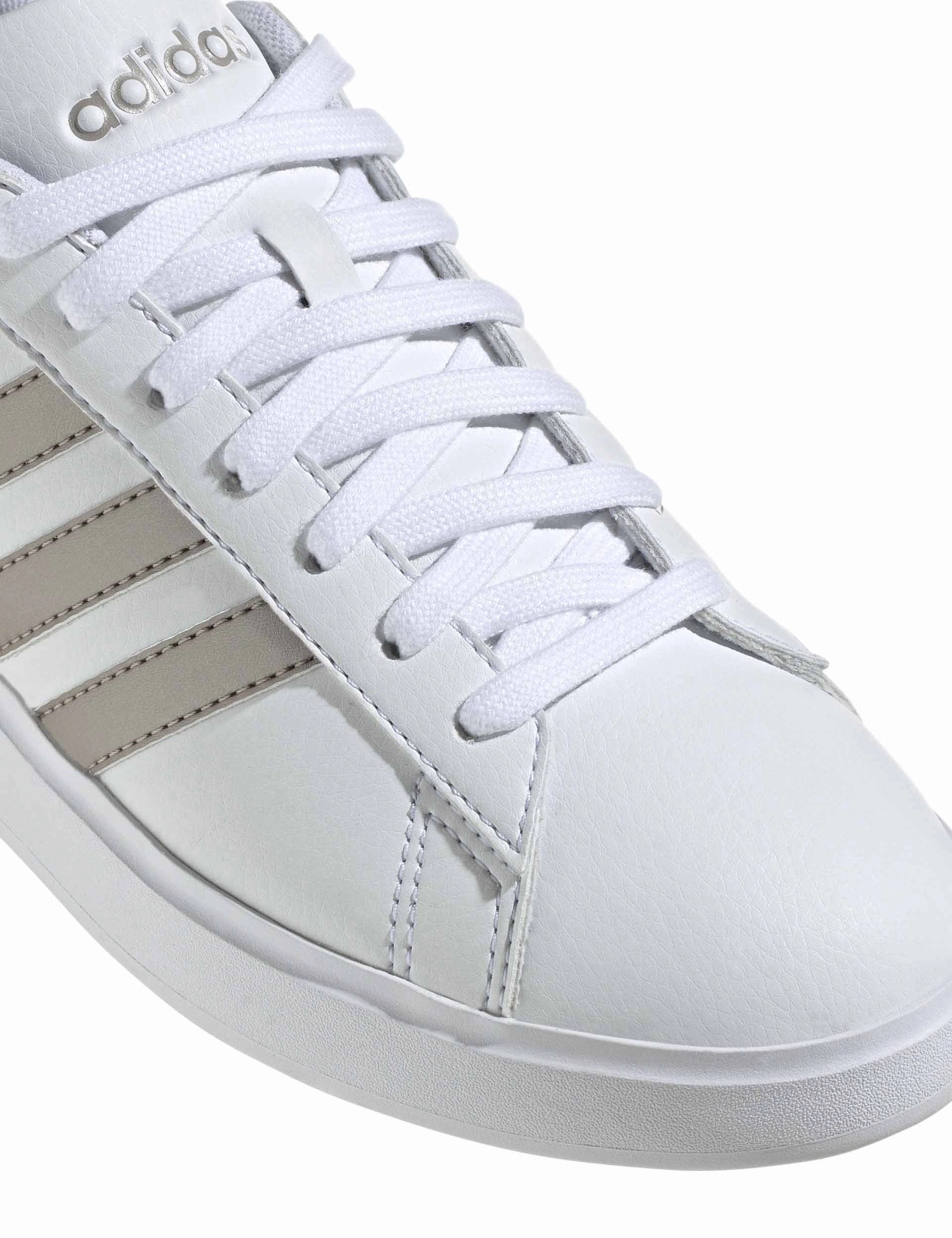 Grand Court 2.0 Shoes - Cloud White/Platinum Metallic Soccer Adidas Turf Shoes