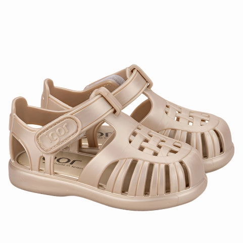Comfortable Dress Sandals Igor Girl's Tobby Metal Sandals - Platino