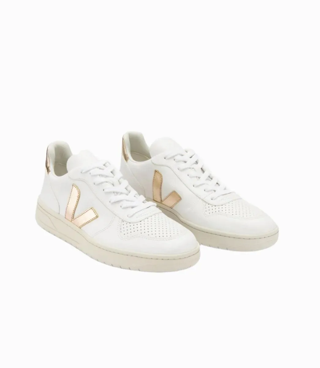 W Items Baby Casual Shoes Veja  Woman V-10 Sustainable Sneaker