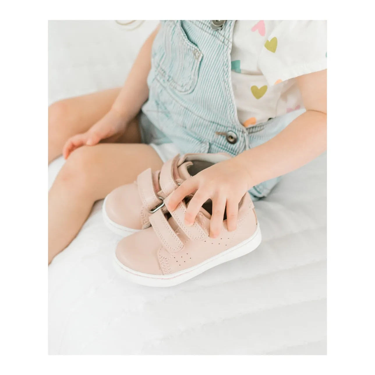 Kenzie Double Velcro Sneaker