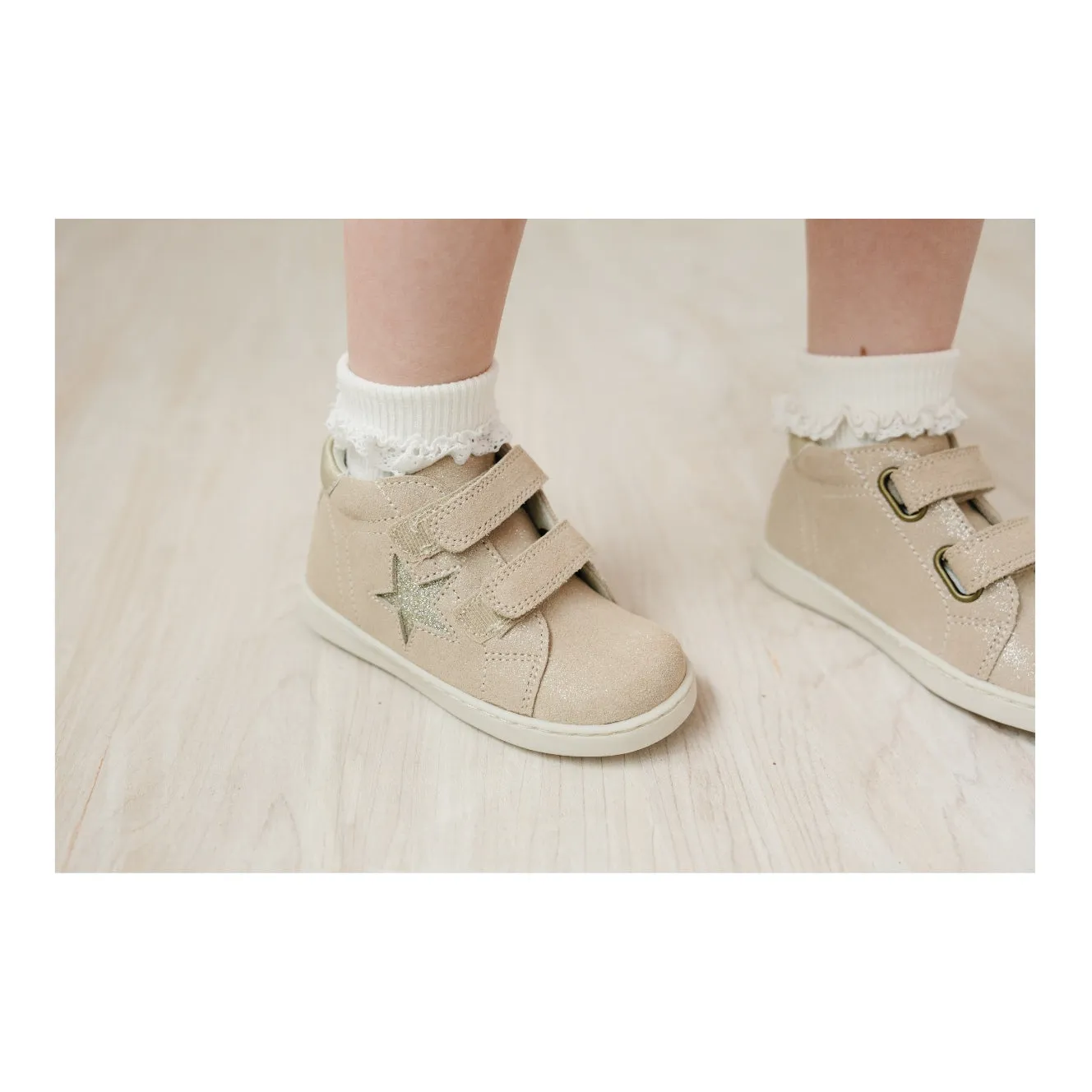 Kira Star Sneaker Targhee Iii Casual Shoe