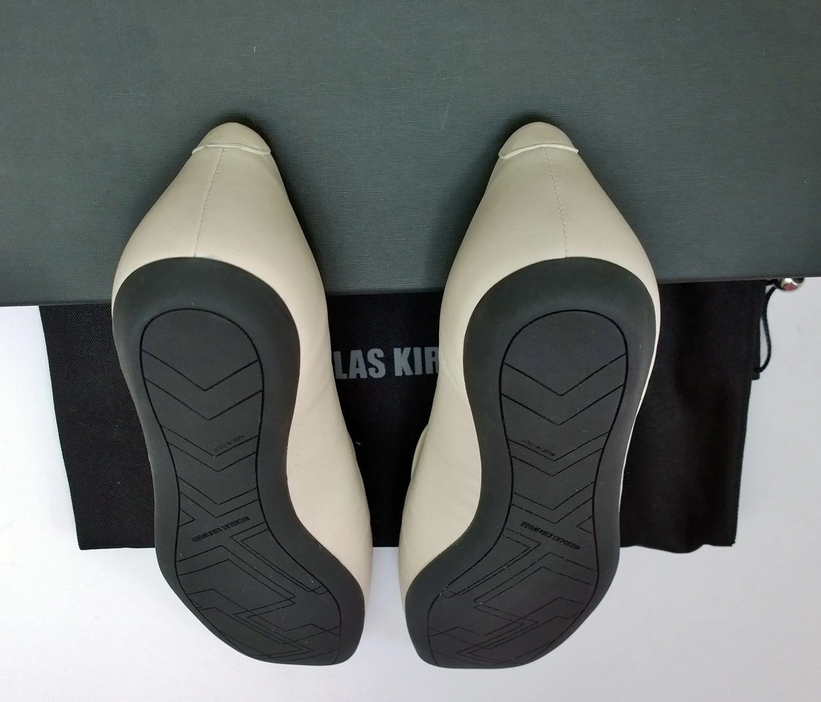 Nicholas Kirkwood Loaferina Cream Leather with Snakeskin Print Flats NATURE-L  certified Zodiac Loafers