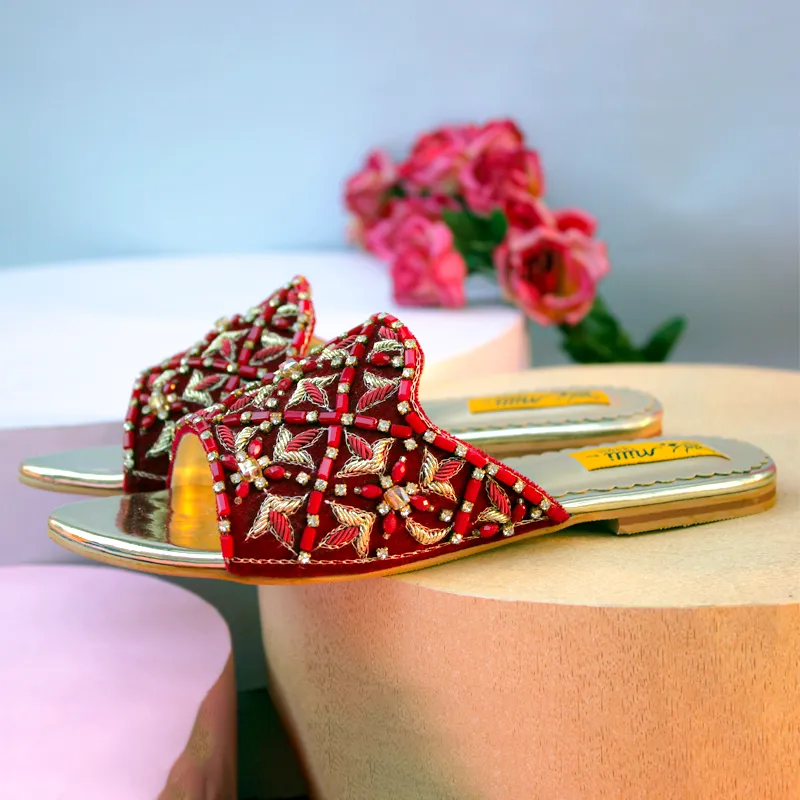 Crazy Horse Leather Casual Shoes Maroon Fancy Slipper For Women