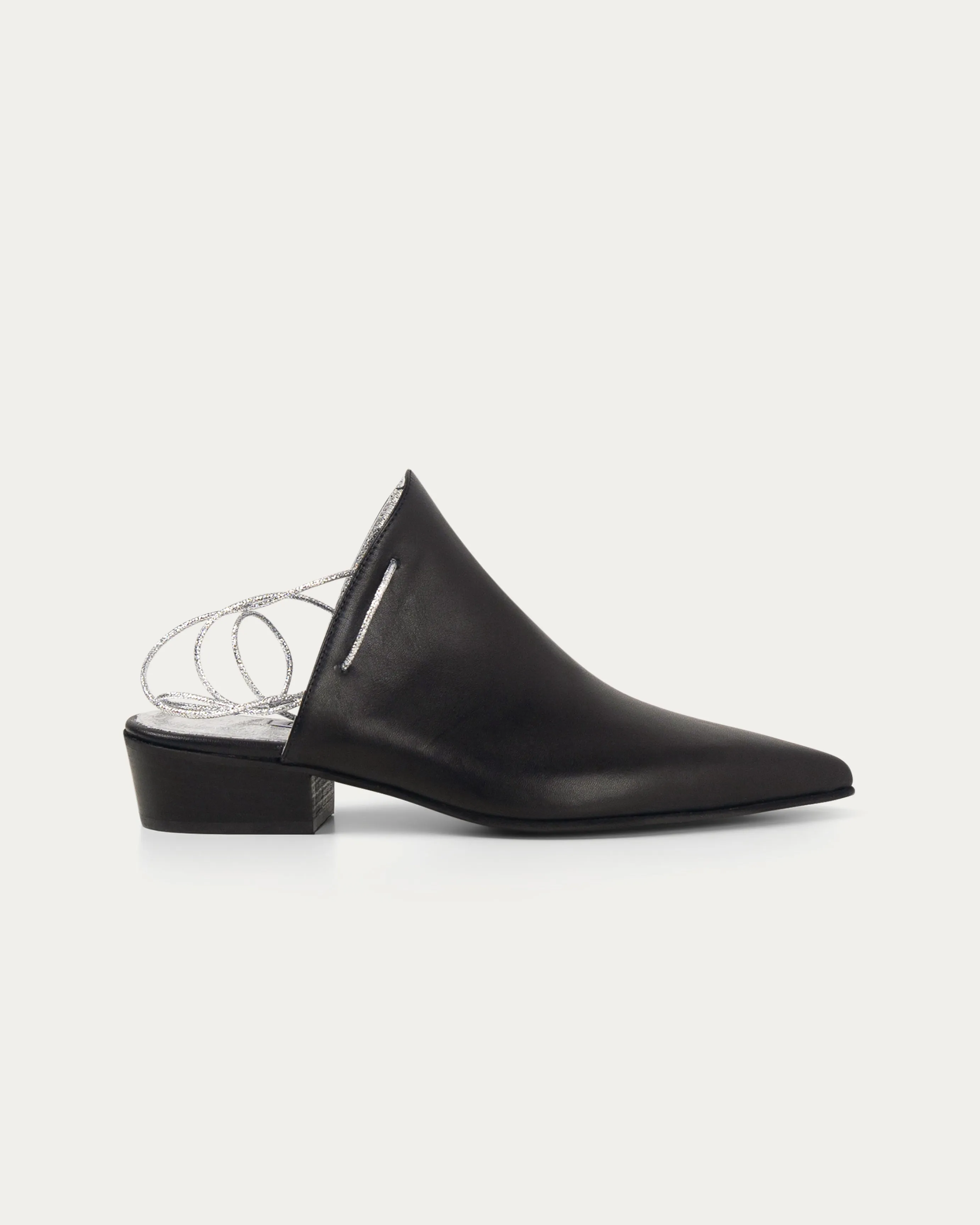 Nawa black sandal Hill Flat Shoes