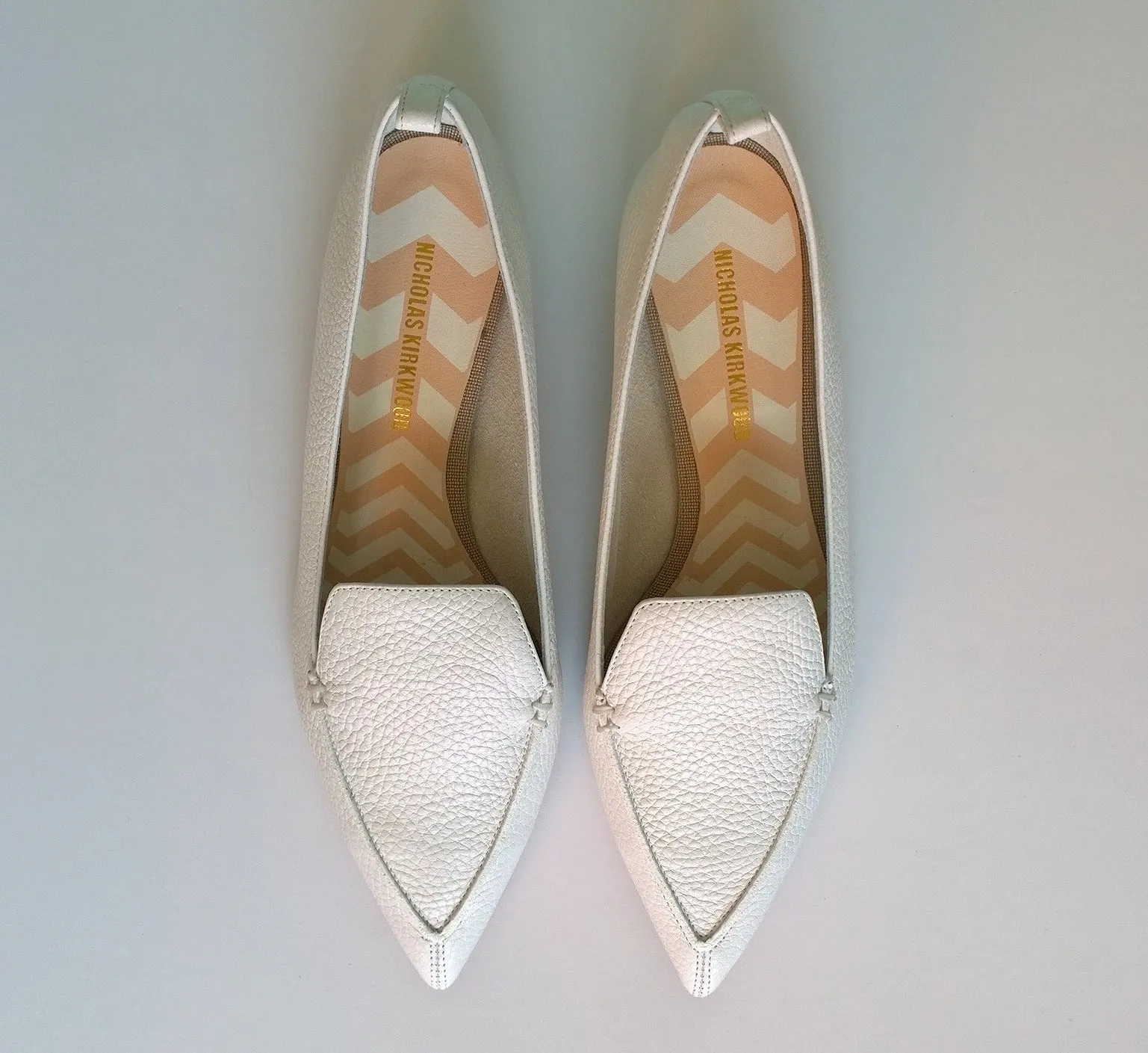 Nicholas Kirkwood Beya Loafers in White Leather Flats Christian Louboutin Velvet Loafers
