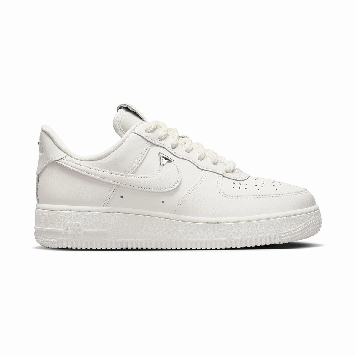 Nike Air Force 1 '07 LV8 Women's Shoes Asics Indoor Squash Shoes