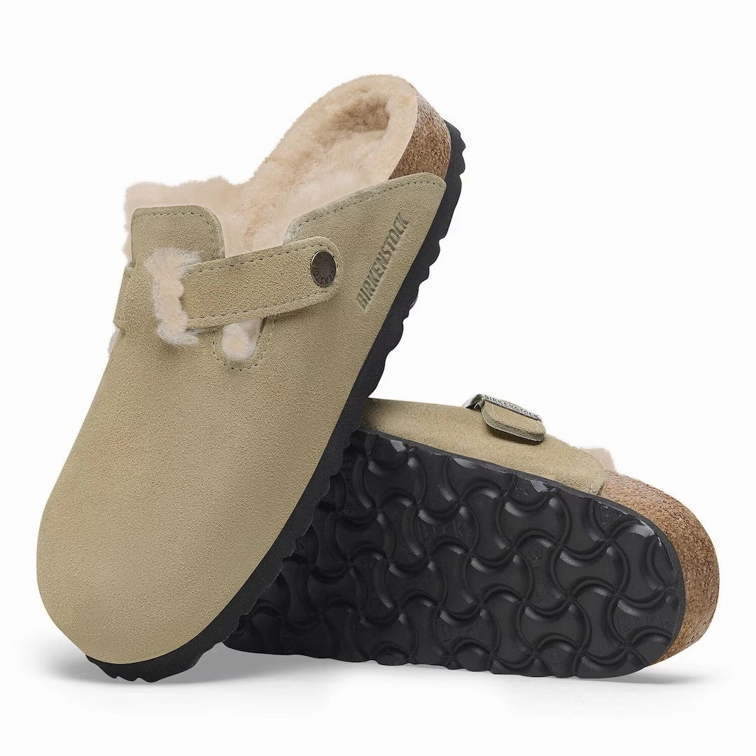 Cartoon Of Slippers Boston Shearling - Suede Taupe