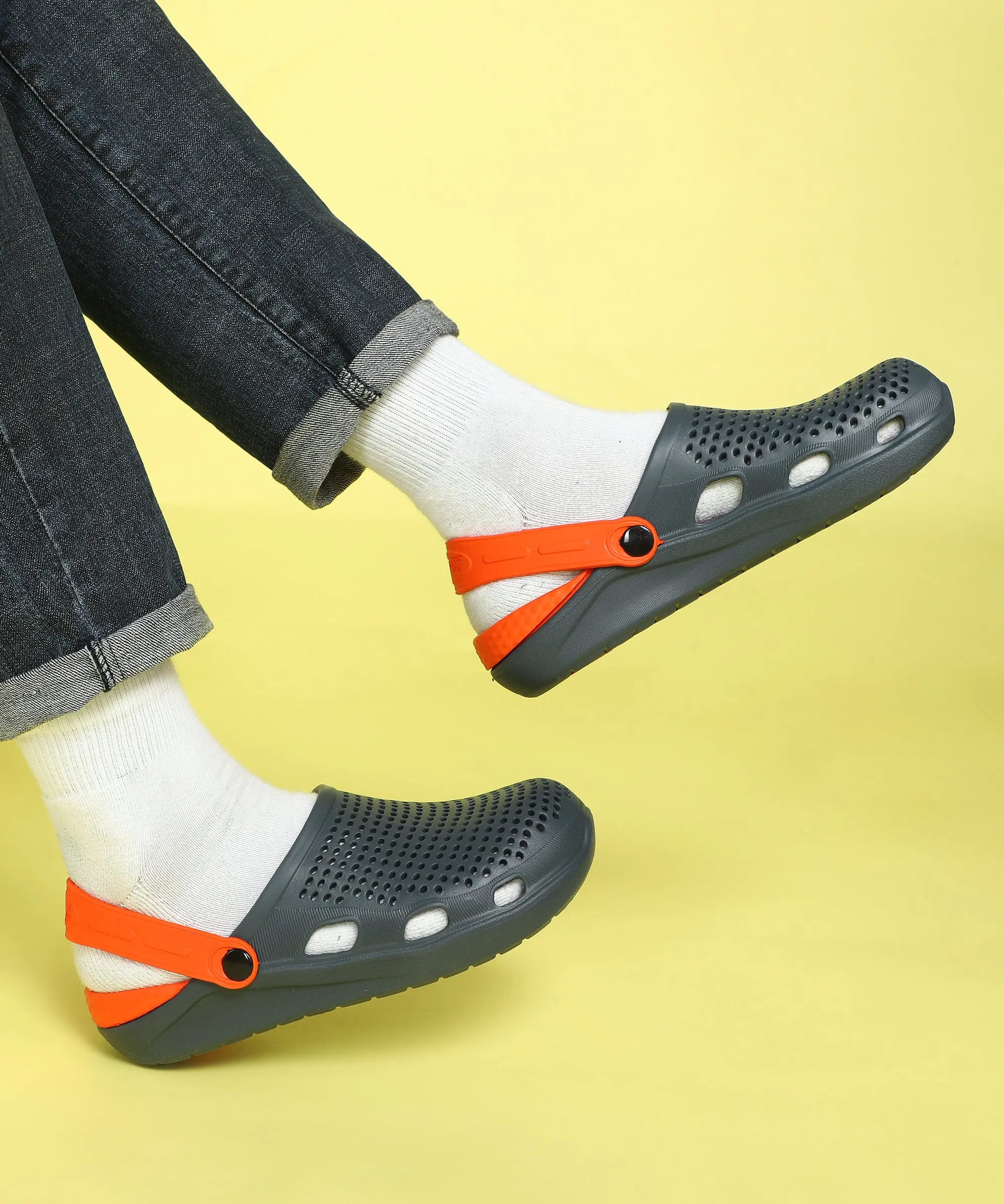 Sandals Vs Flip Flops Paragon  EVK10916G Men Casual Clogs | Stylish, Durable, Casual & Comfortable | For Everyday Use