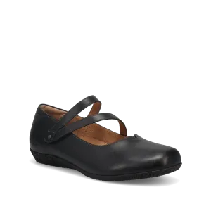 TAOS BANTER Round Toe Flat Shoes