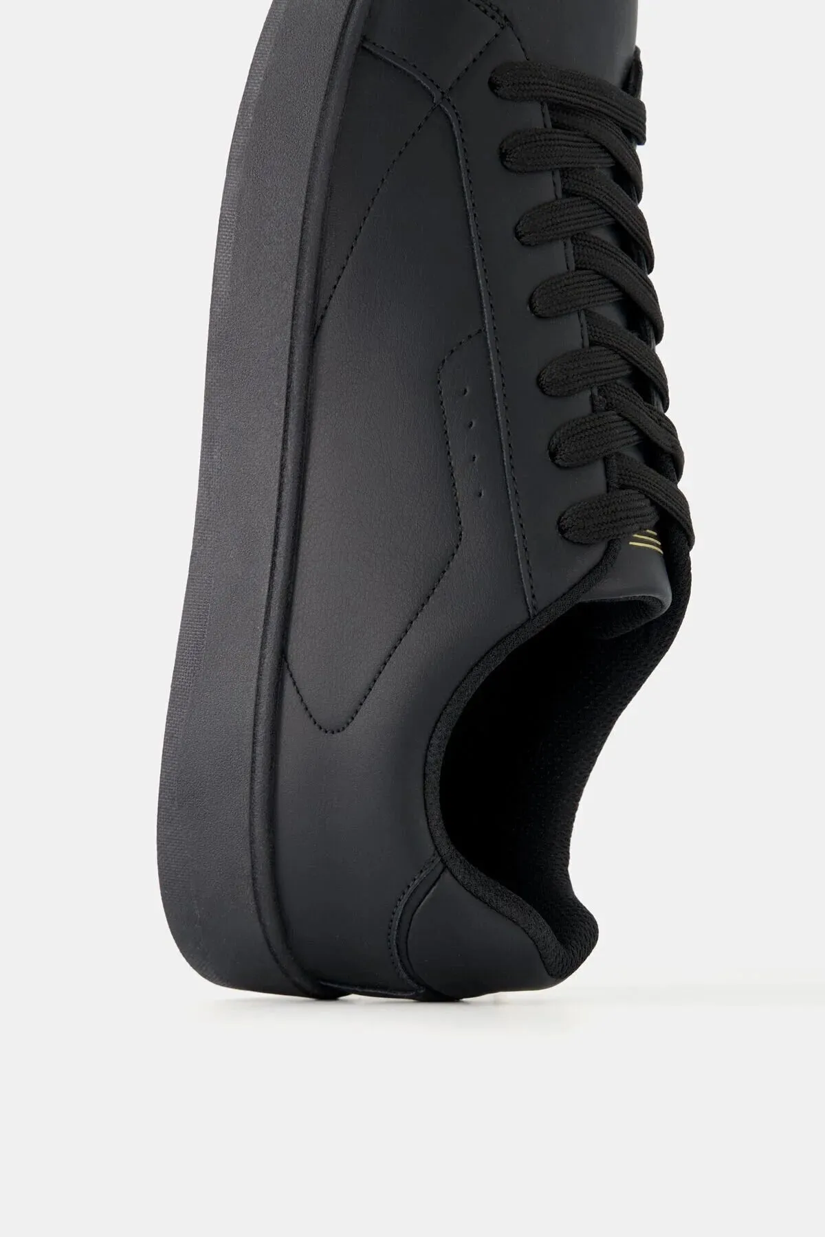 Women Hi Top Sneakers Bershka Women's Black Sneakers