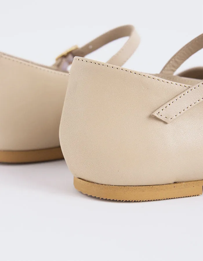 Reubena Nude Leather Comfortable Dressy Flat Shoes