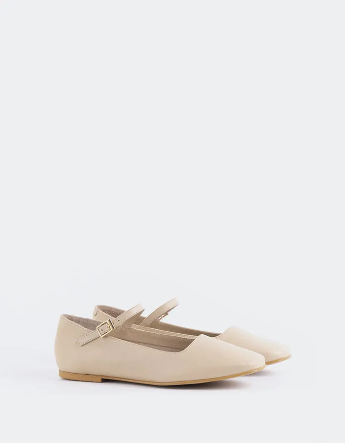 Soft Comfortable Flat Shoes Reubena Nude Leather