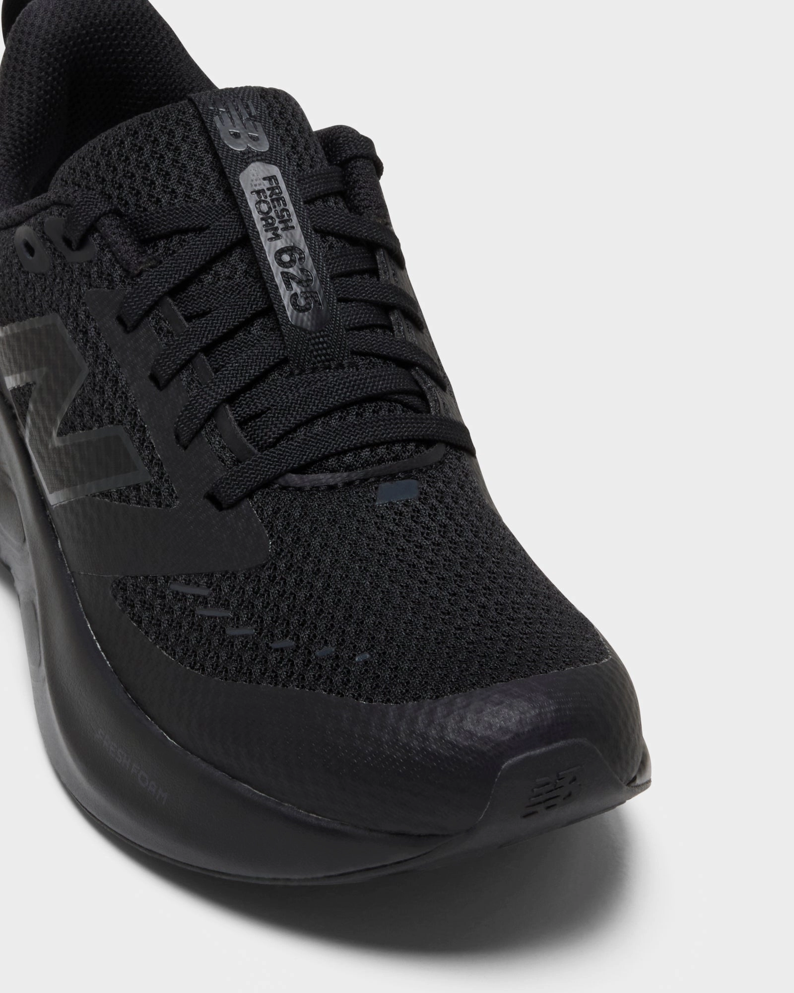 625 Black Grade School Black Best Shoes For Hiking And Trail Running