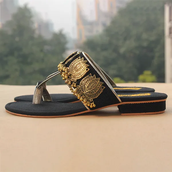 Running Shoes Prices Comparison Black Fancy Kohlapuri for women