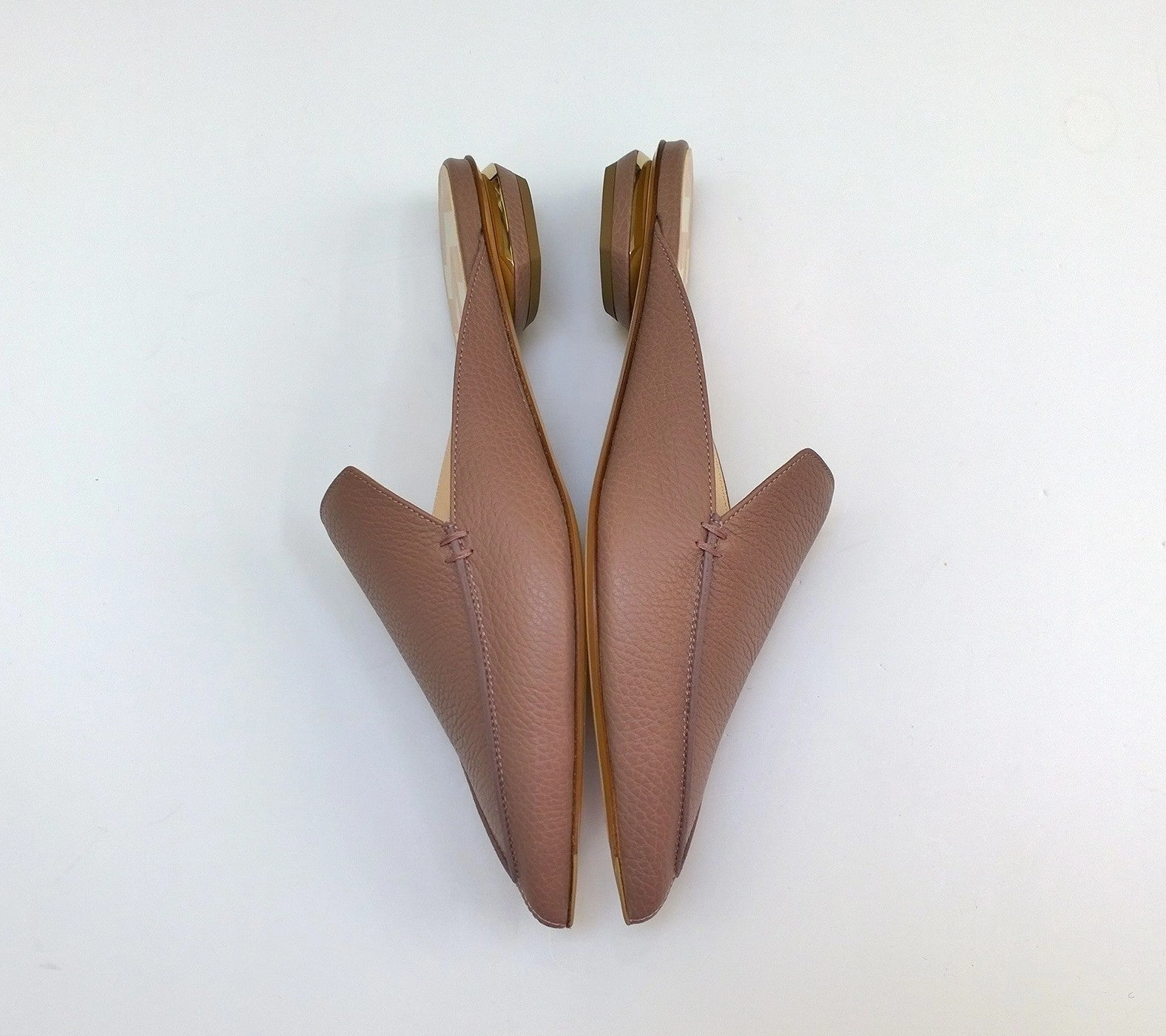 Grasshopper Loafers Nicholas Kirkwood Beya Loafers in Lilac Pink Leather Flats Slides