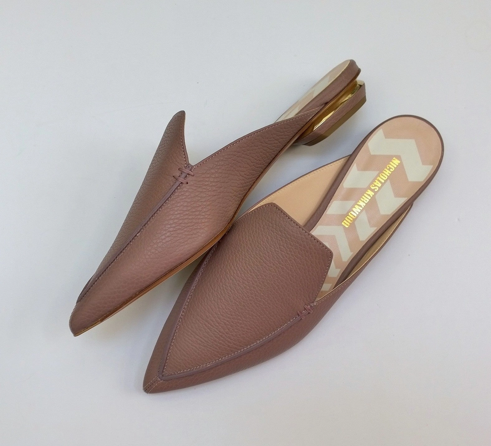 Nicholas Kirkwood Beya Loafers in Lilac Pink Leather Flats Slides Snaffle Pebble Grain Leather Kiltie Loafers