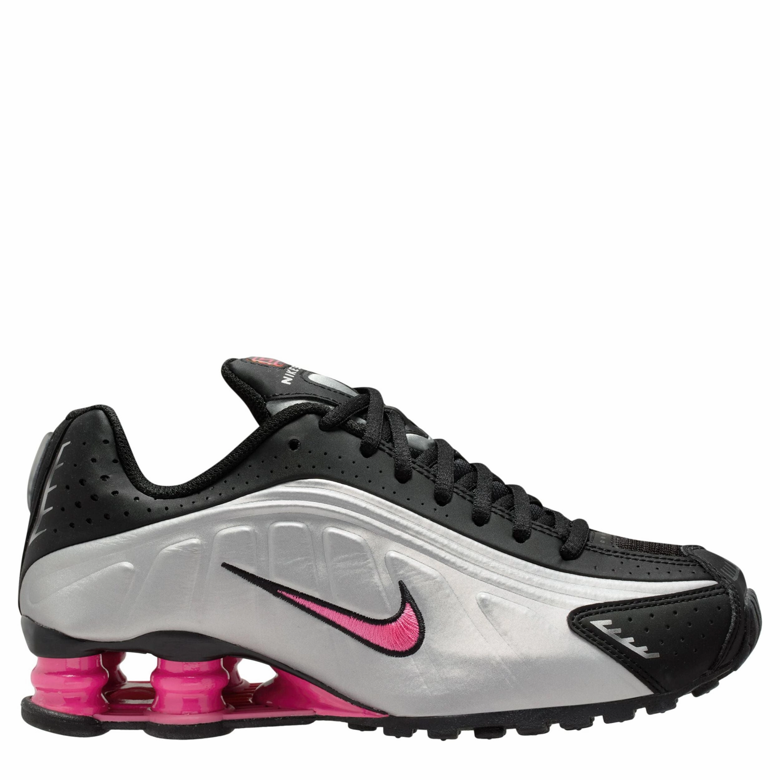 Hiking Boots Vs Sneakers Shox R4 (Big Kid)