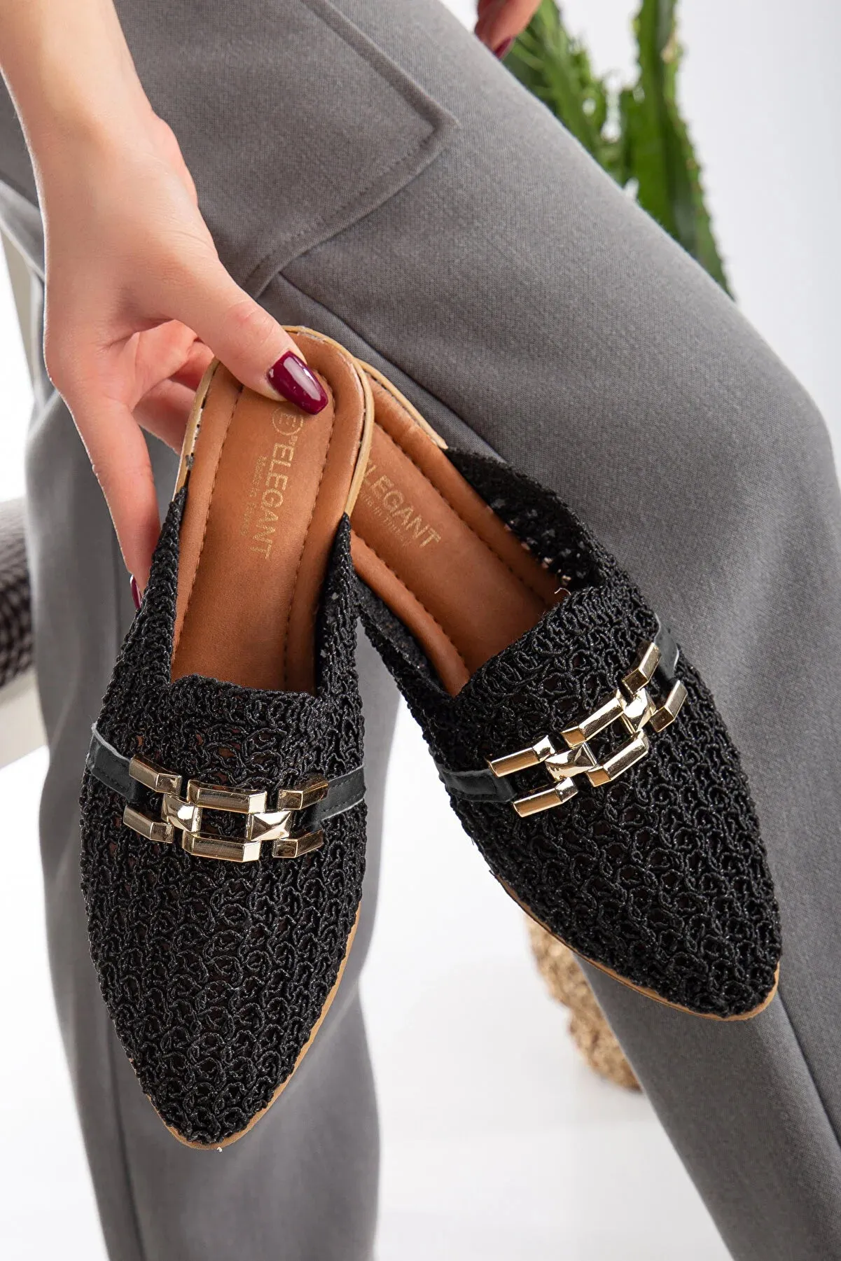 Slipcat Women's Lace Embroidered Chain Home Slippers Outdoor Slippers Arizona Slippers