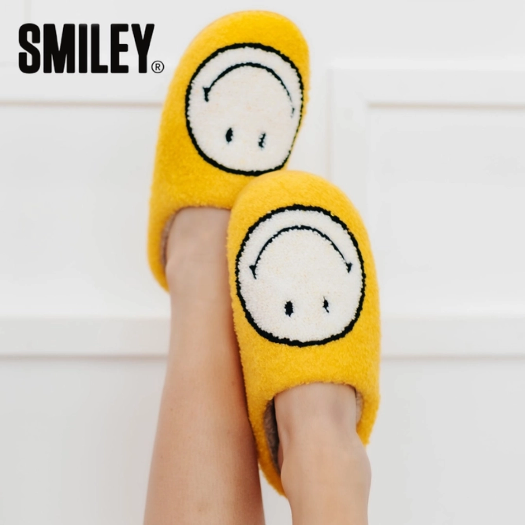 Isotomer Slippers Sale Smiley Slippers