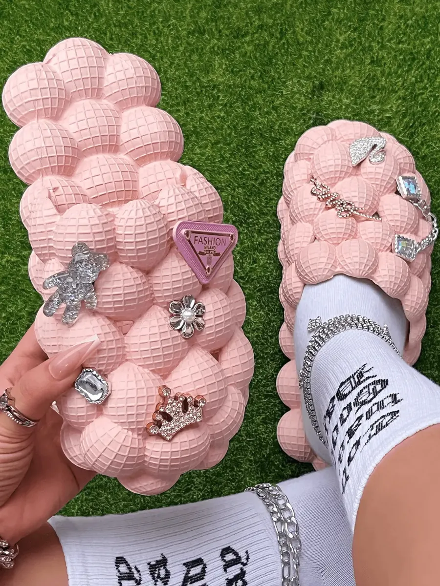 Slippers Laten Bedrukken Richy PUFFS Ball Slippers LIGHT PINK "PLAIN" W/ Charms