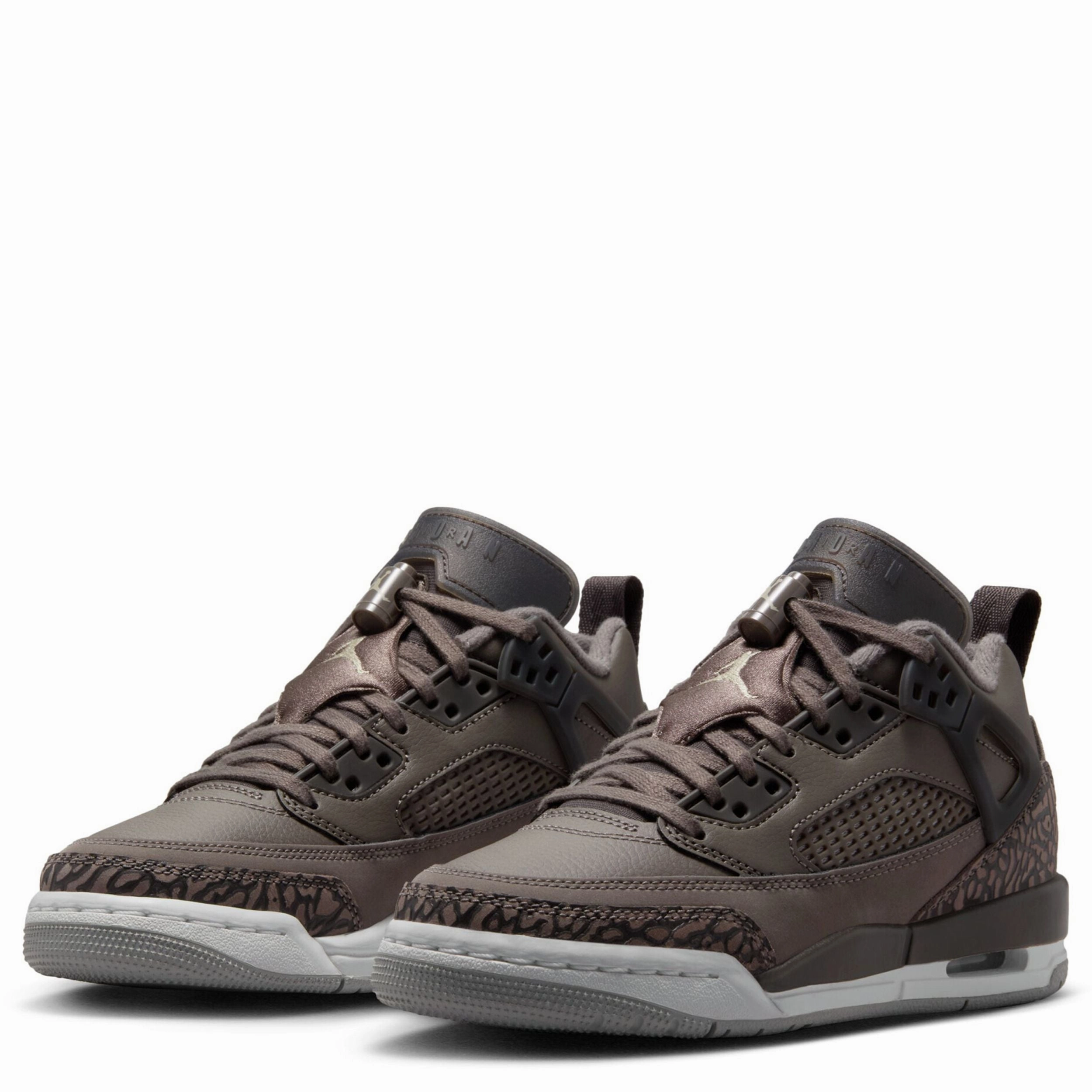 Spizike Low (Big Kid) Goat Com Sneakers