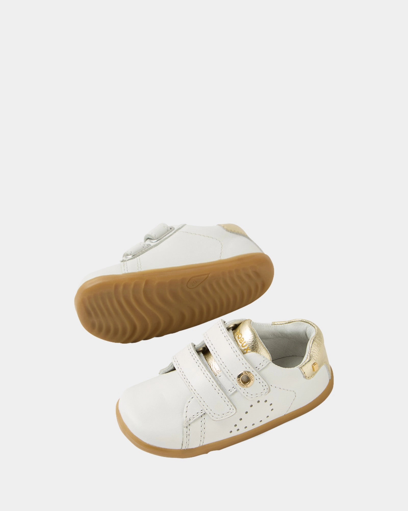 Work Outfits With Sneakers Step Up Maverick G White Gold