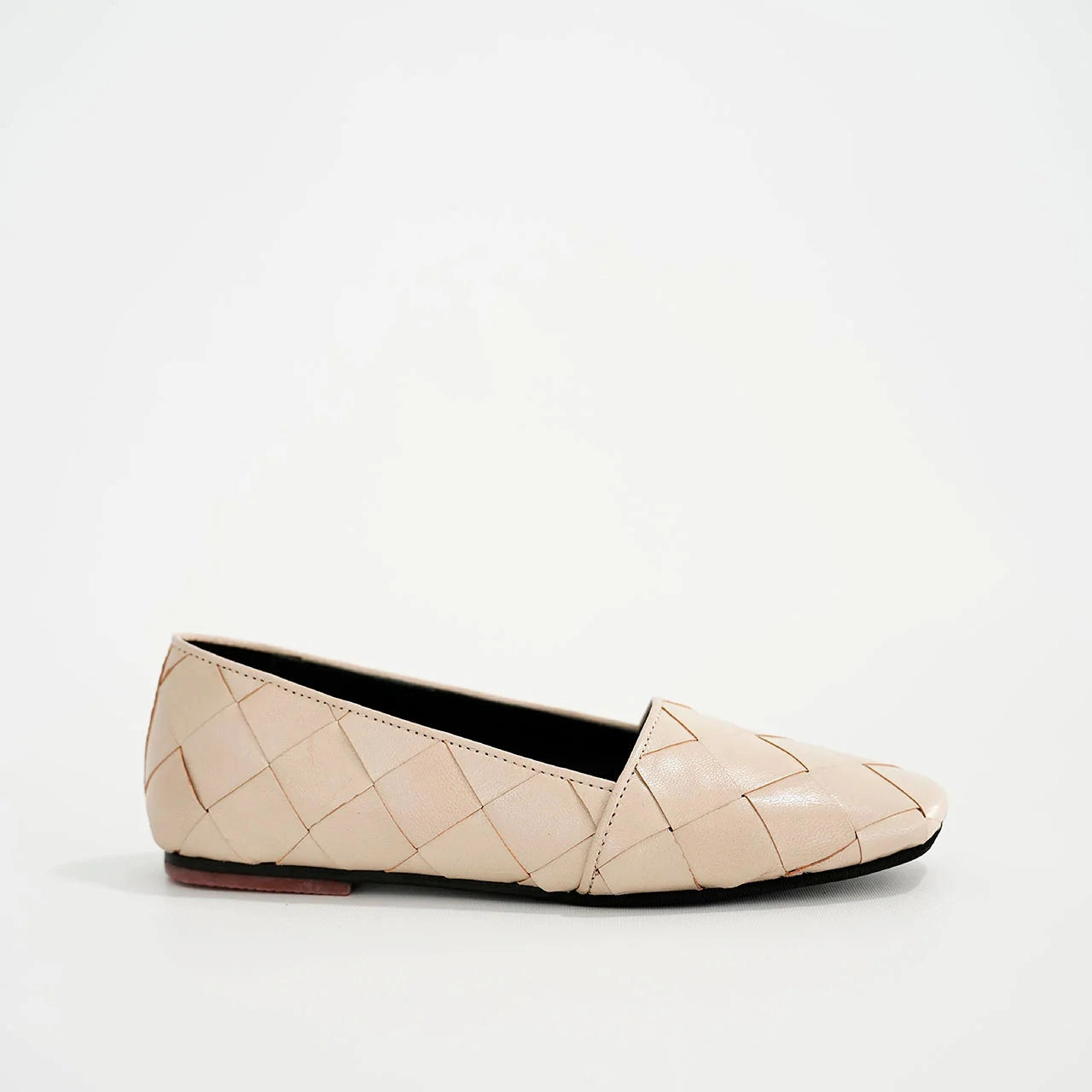 Loafers & Other Stories SS23 731088 | Kikka - Mesh Loafers | Yuko Imanishi 