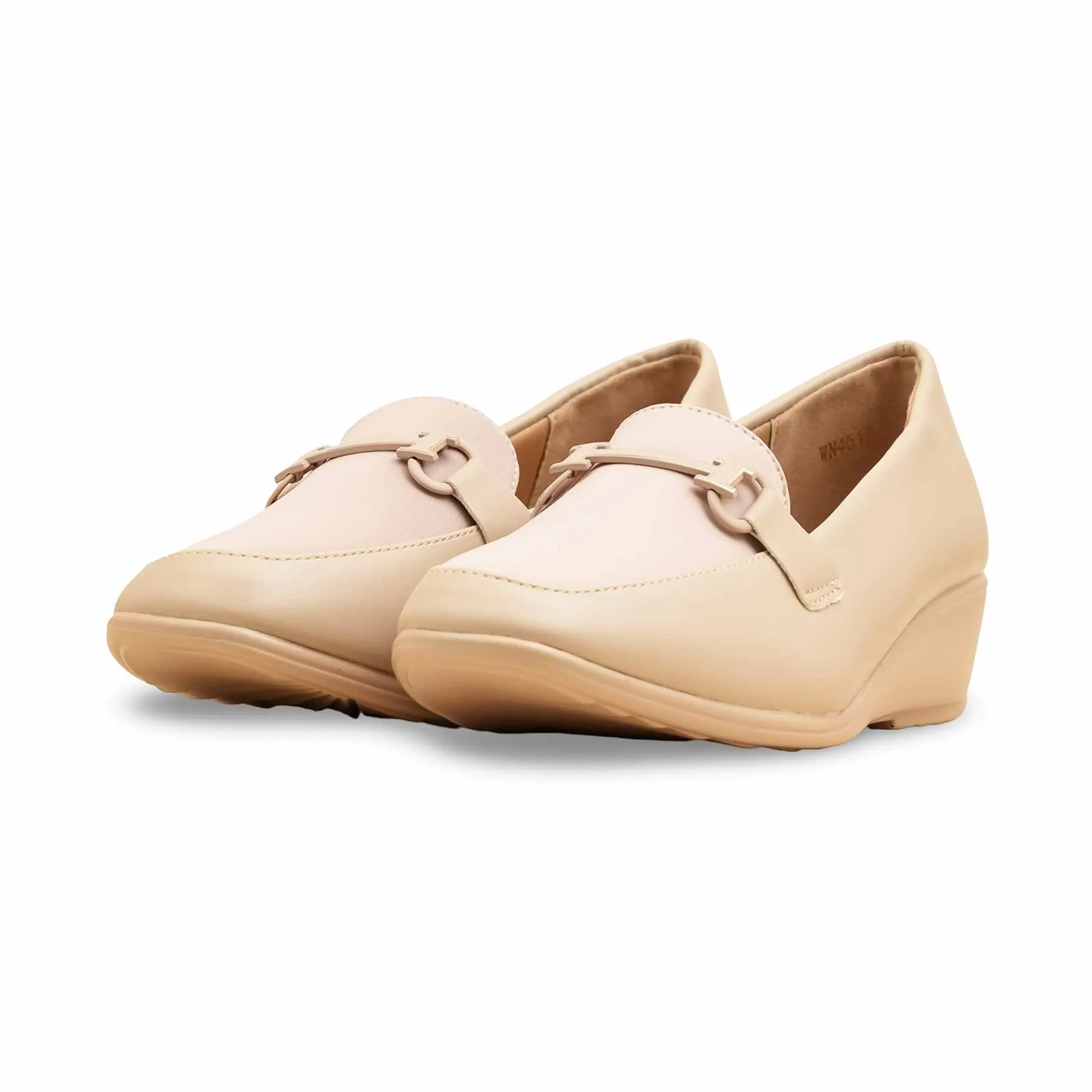 Bandolino Casual Shoes Fawn Moccasin For Women WN4515