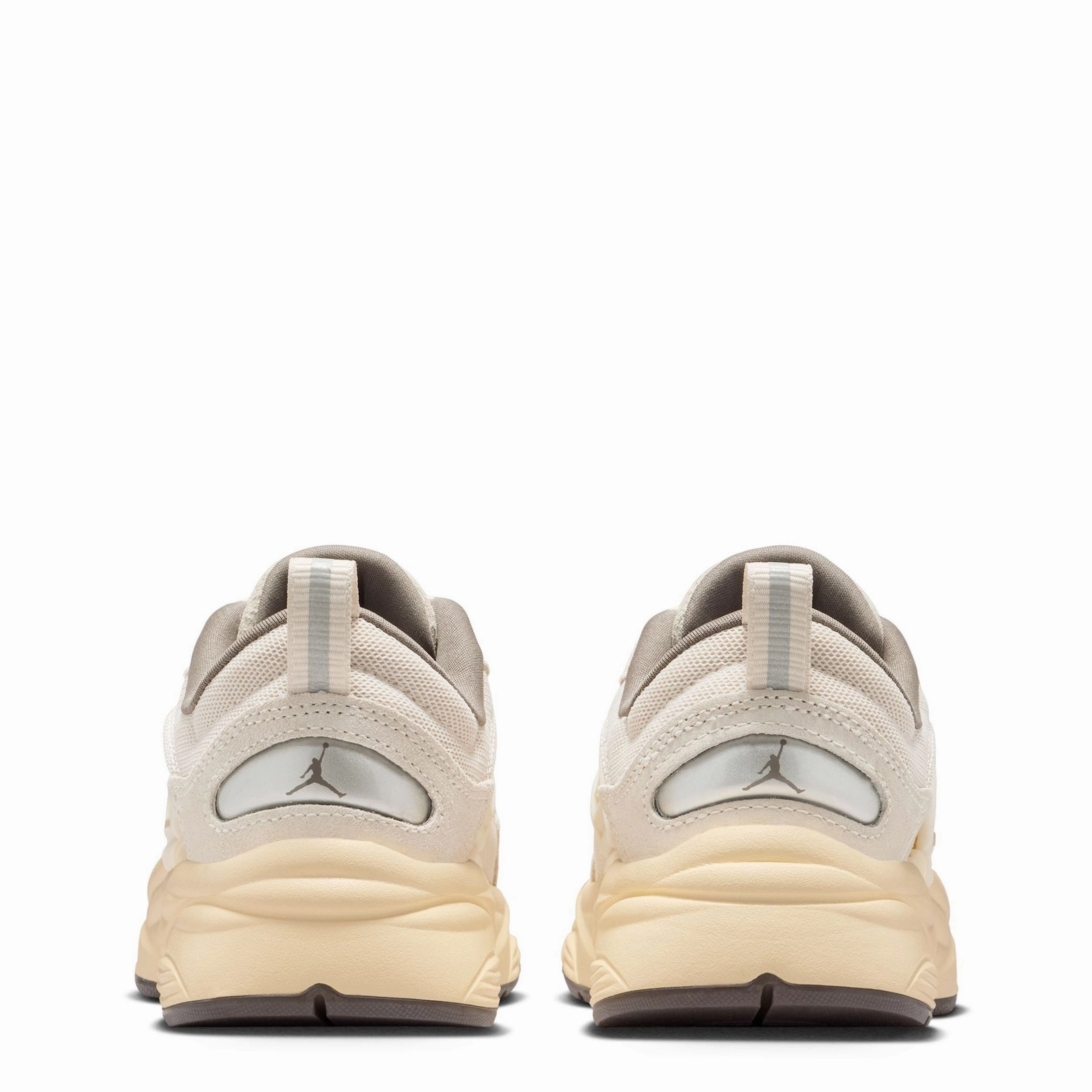 Trunner (Big Kid) Spring Court Sneakers
