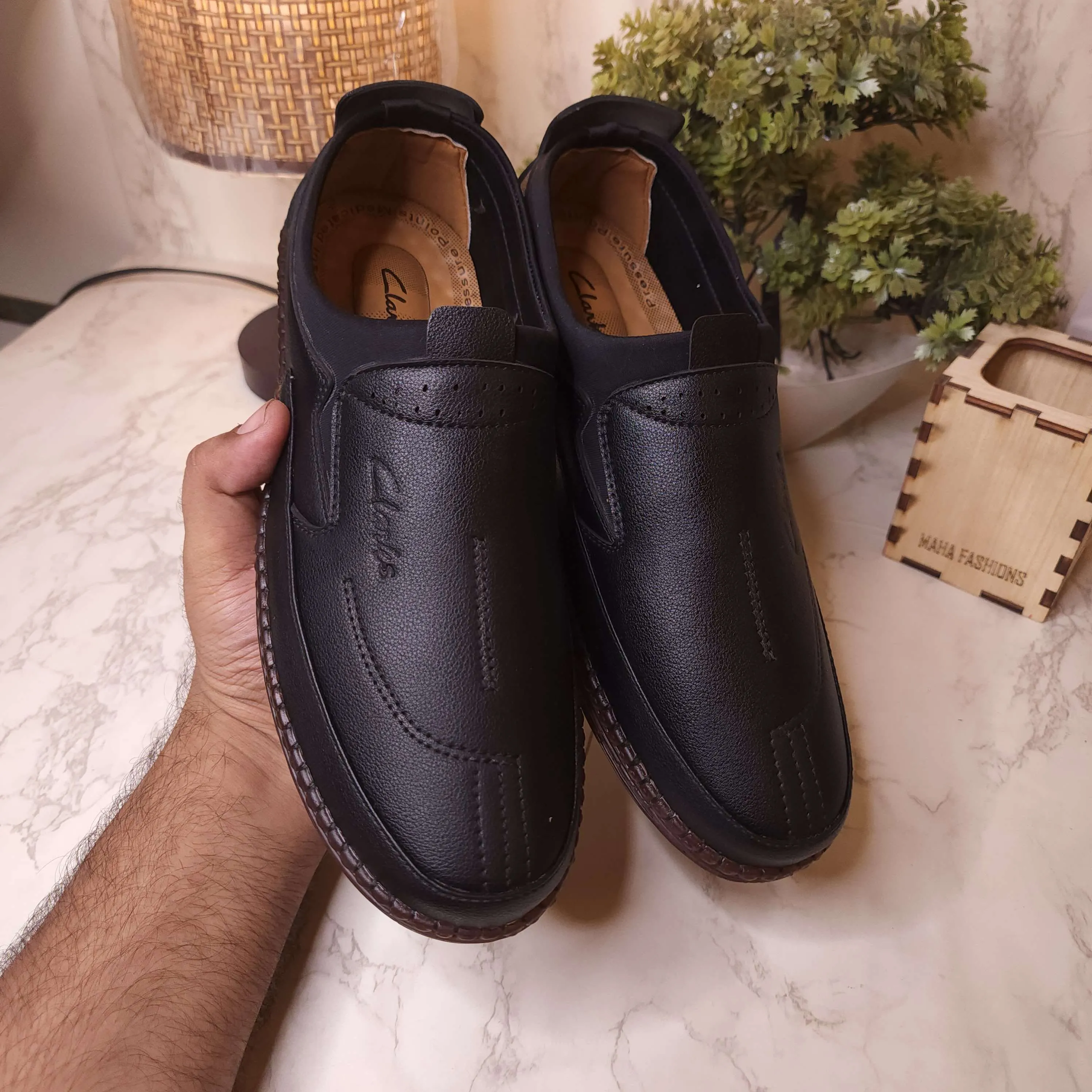 Black Premium Stitched Loafers Ferragamo Ornament Loafers