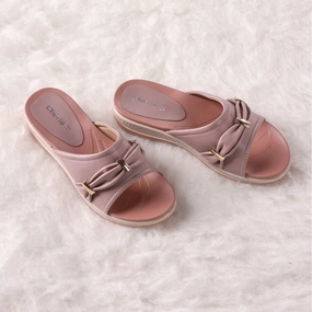 Pink Simpel & Stylish Slippers for women Knockoff Ugg Slippers