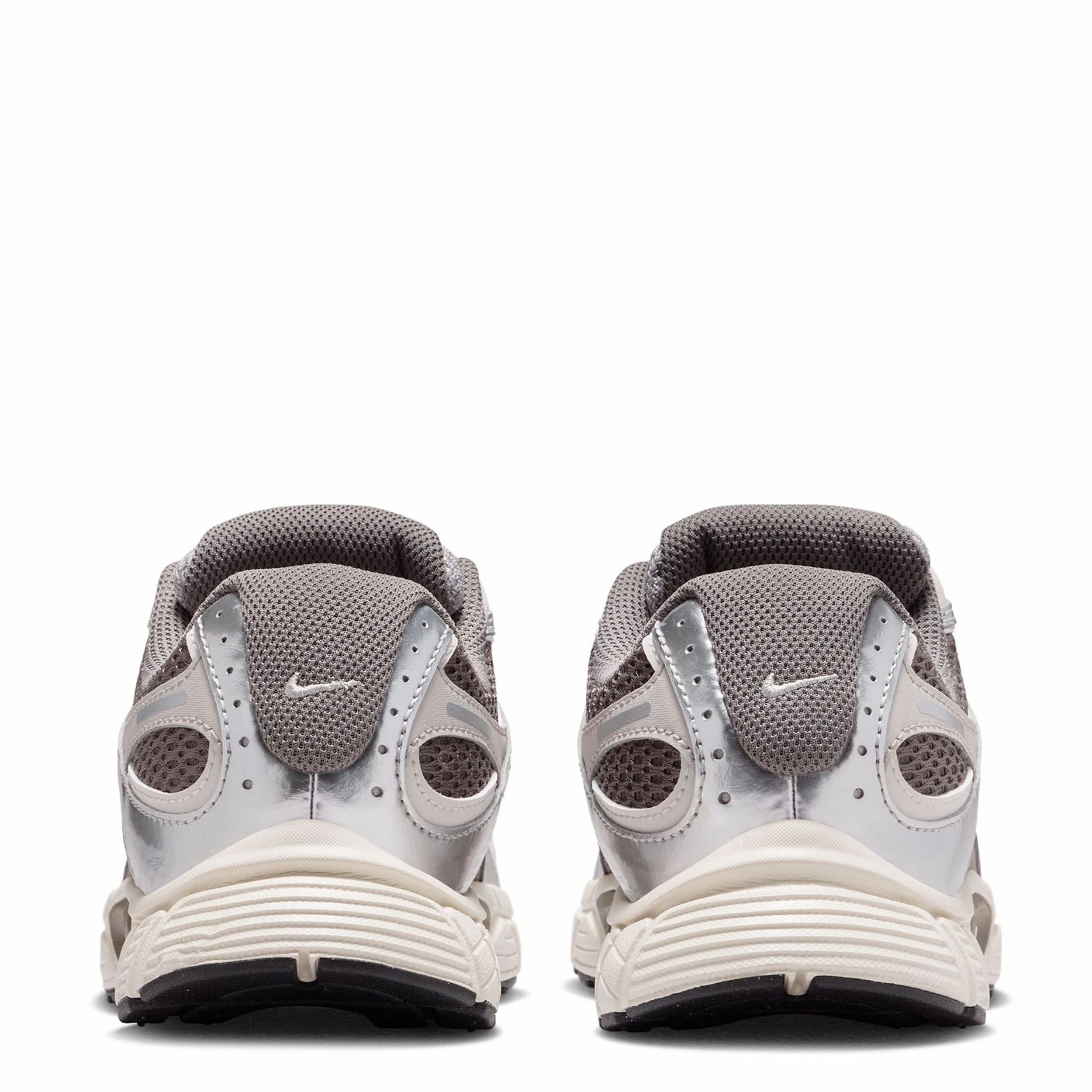 V5 Rnr (Big Kid) Dsw Sneakers